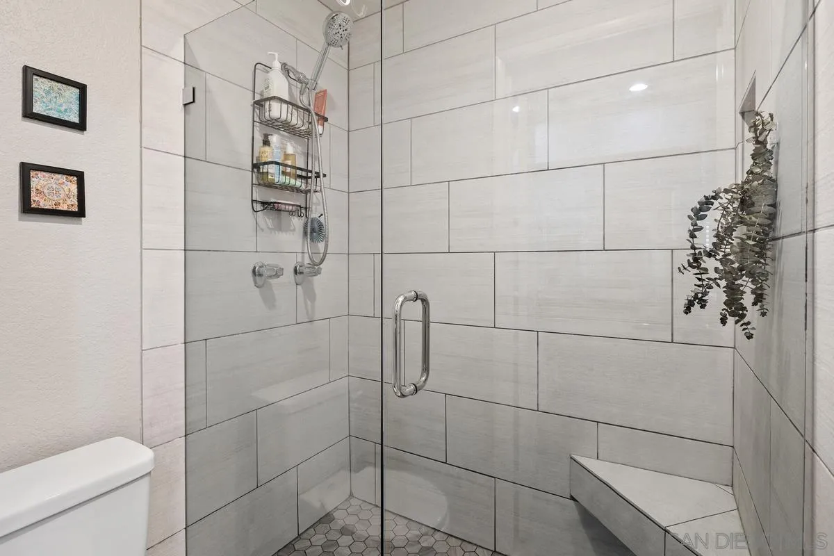 Photo #15: 260019486 Listing: Photo #15