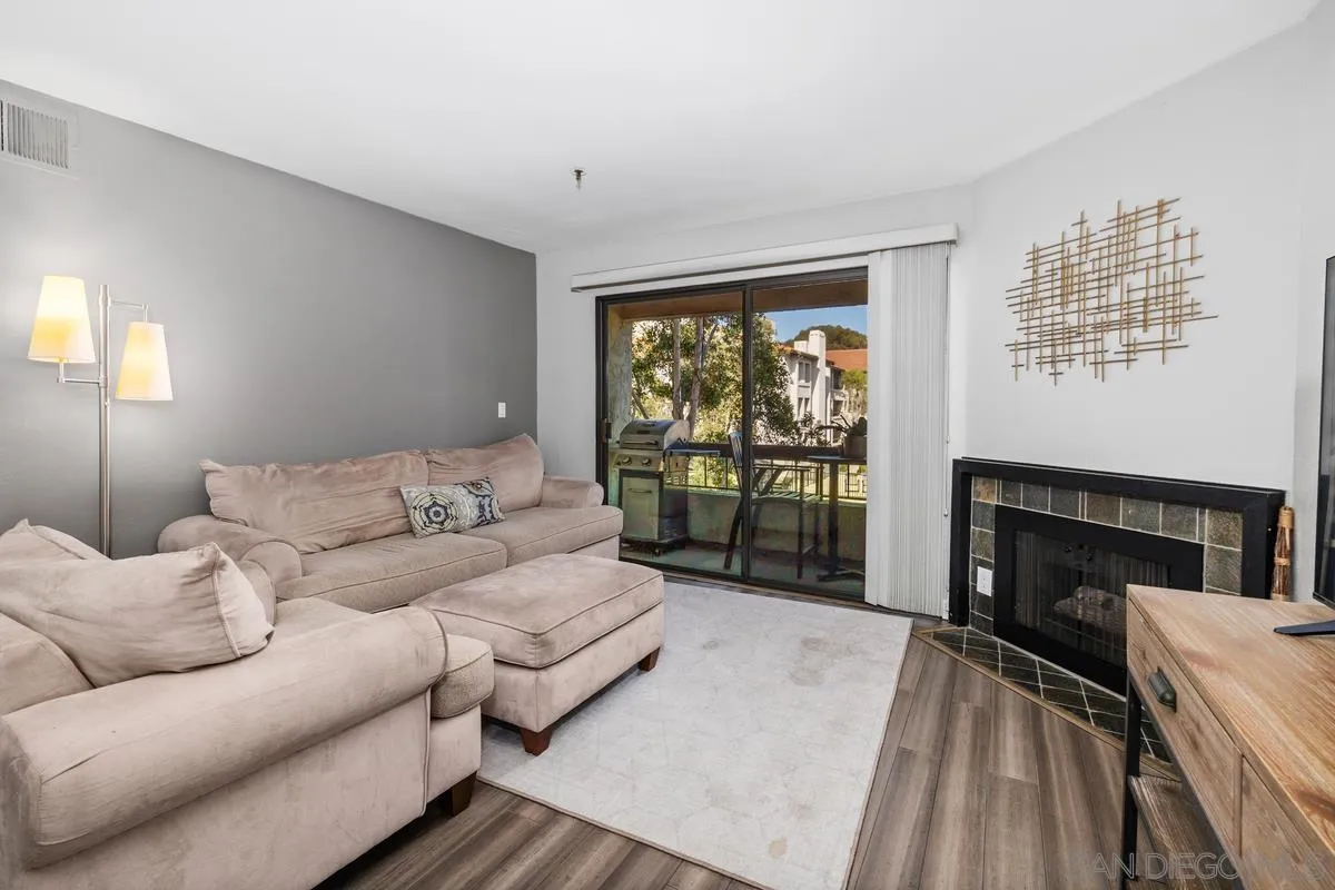 Photo #7: 260019486 Listing: Photo #7