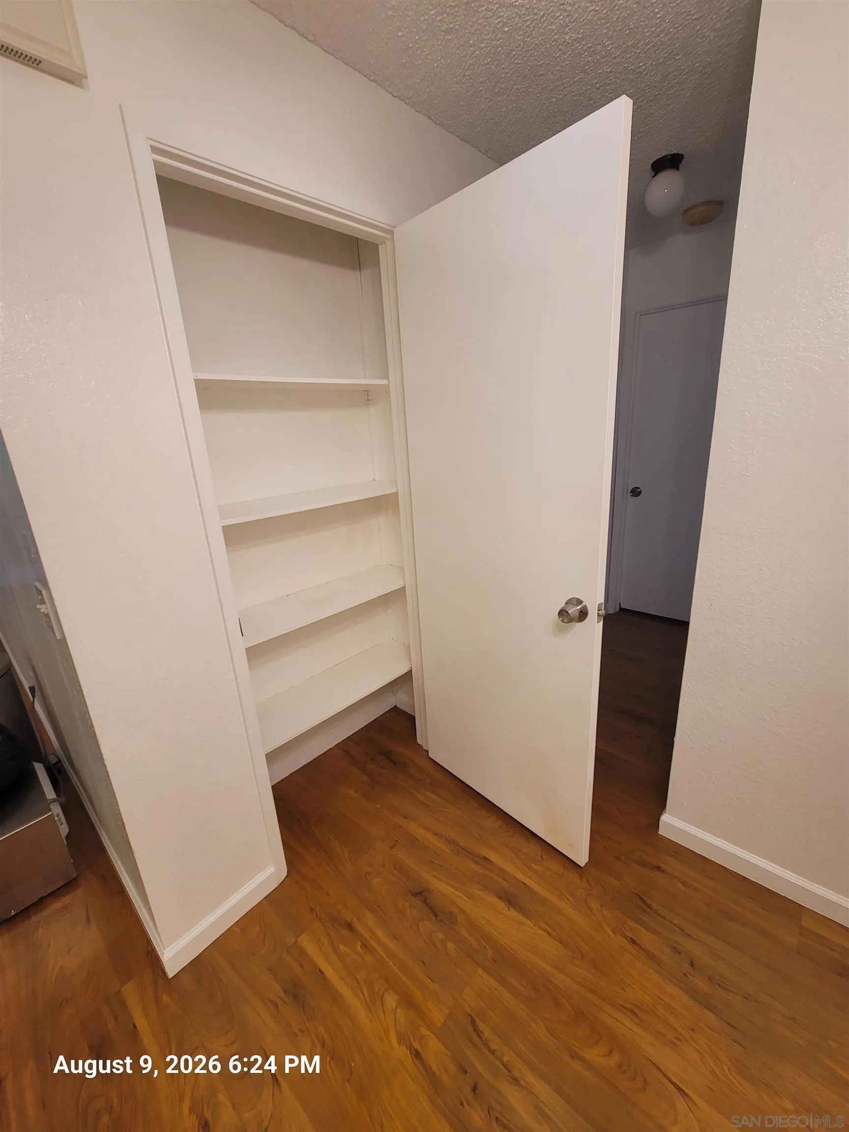https://cdn.realtyfeed.com/cdn/127/260019492/96ef3851e61fc7b3583ad6758cebebcb.webp