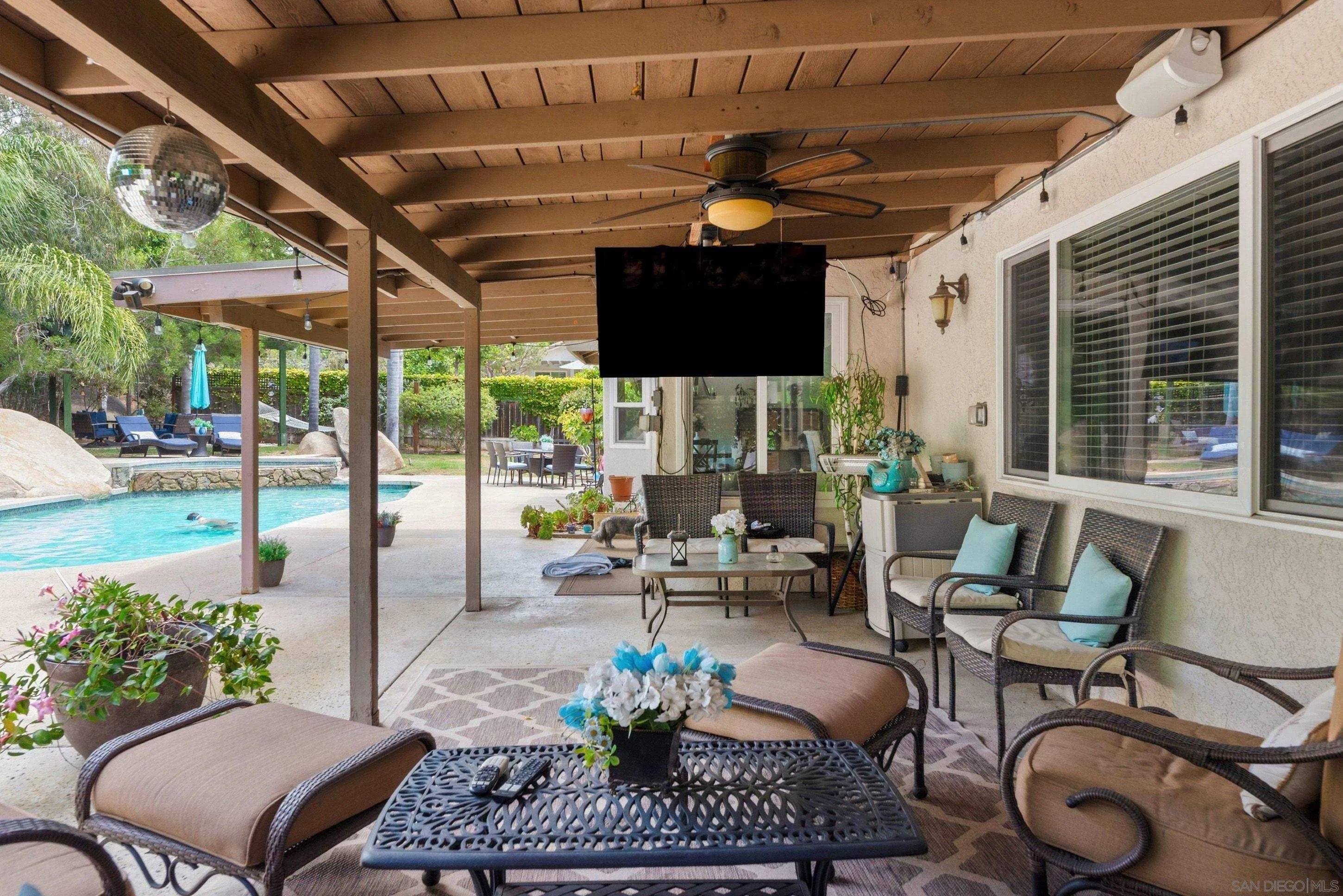https://cdn.realtyfeed.com/cdn/127/260019496/50f34b211184e7556fcce24de4defeea.webp