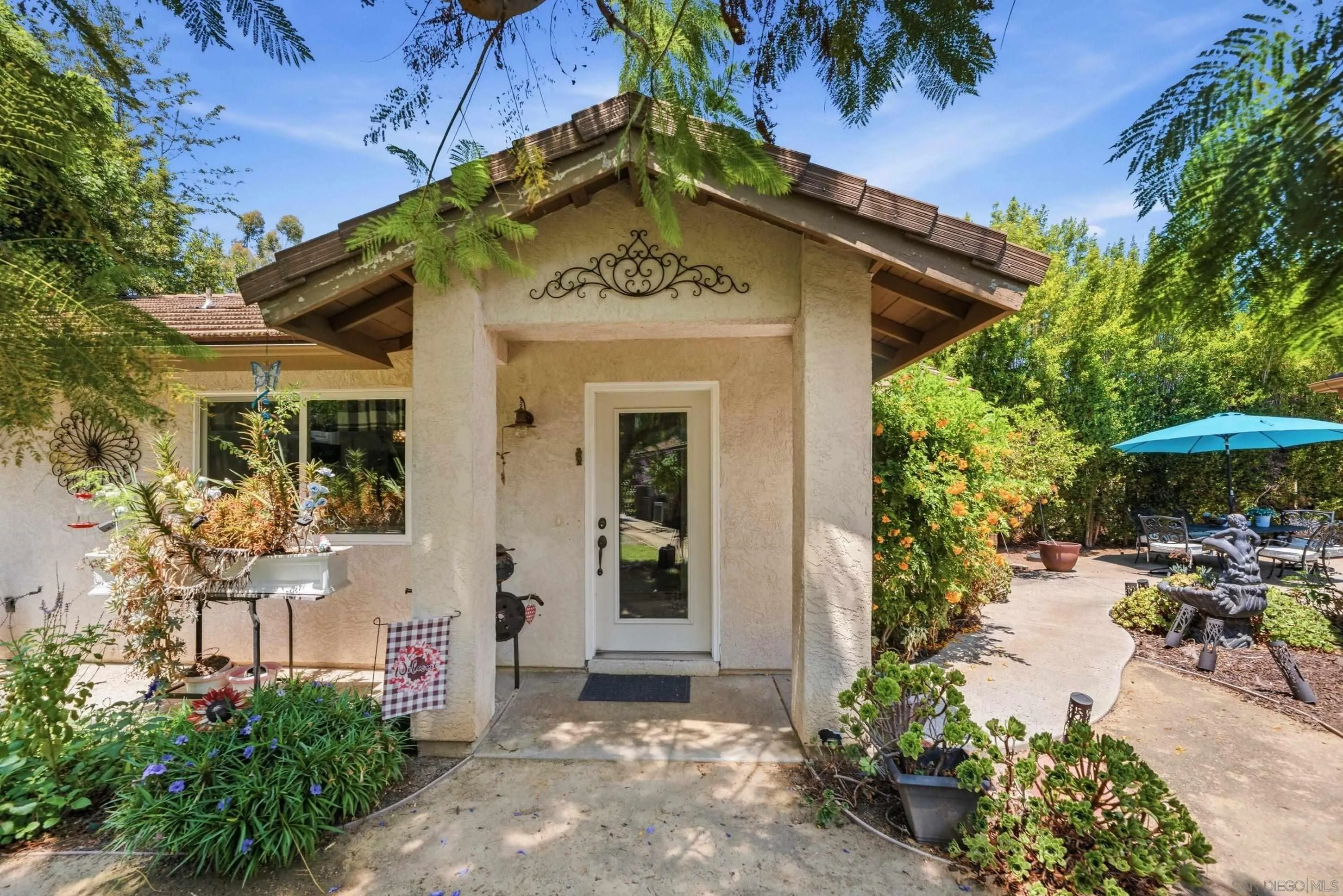 https://cdn.realtyfeed.com/cdn/127/260019496/6eb8bd6c3ea932cff50c35371e3575ac.webp