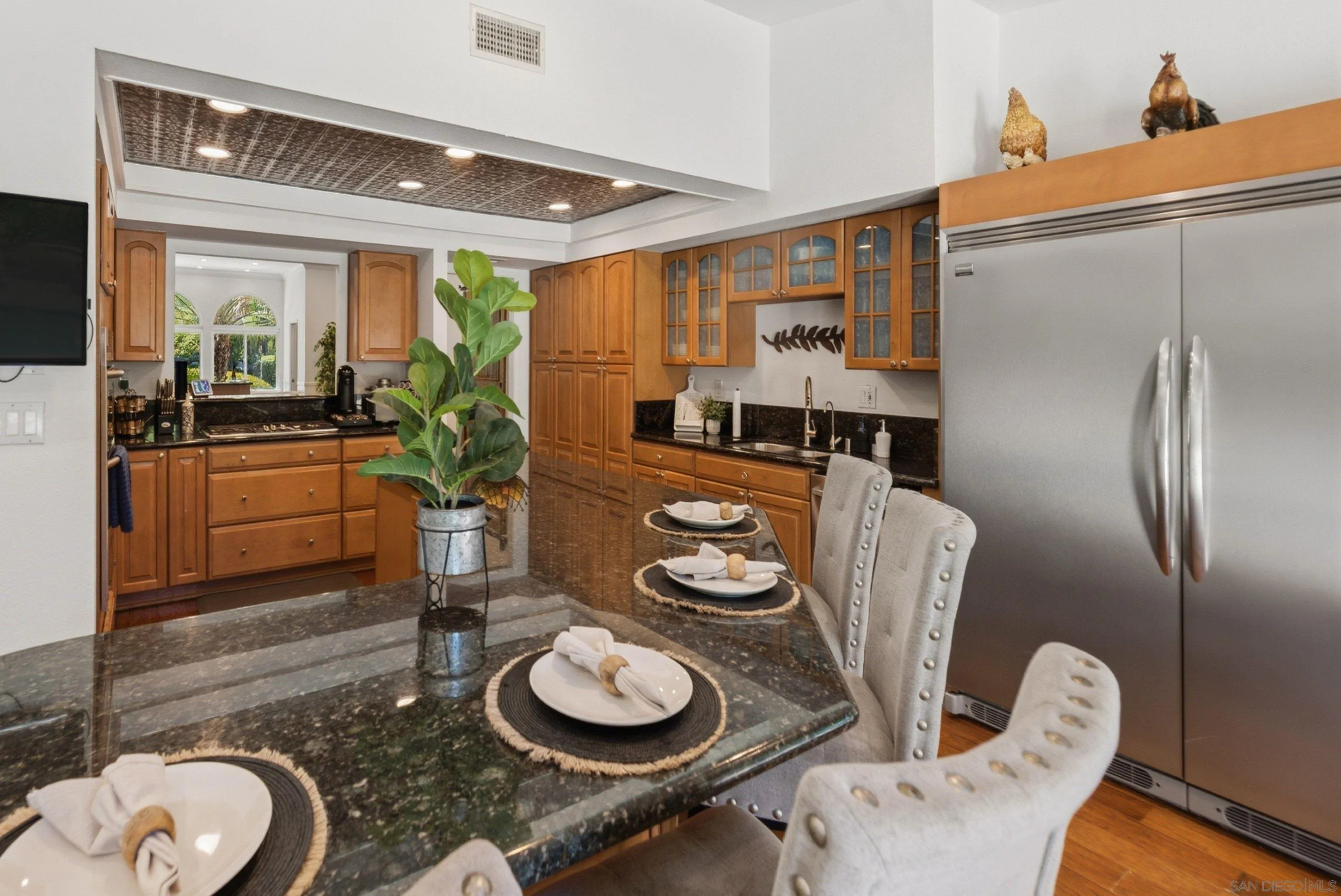 https://cdn.realtyfeed.com/cdn/127/260019496/8e514ede09518d67e566349bd848a99d.webp