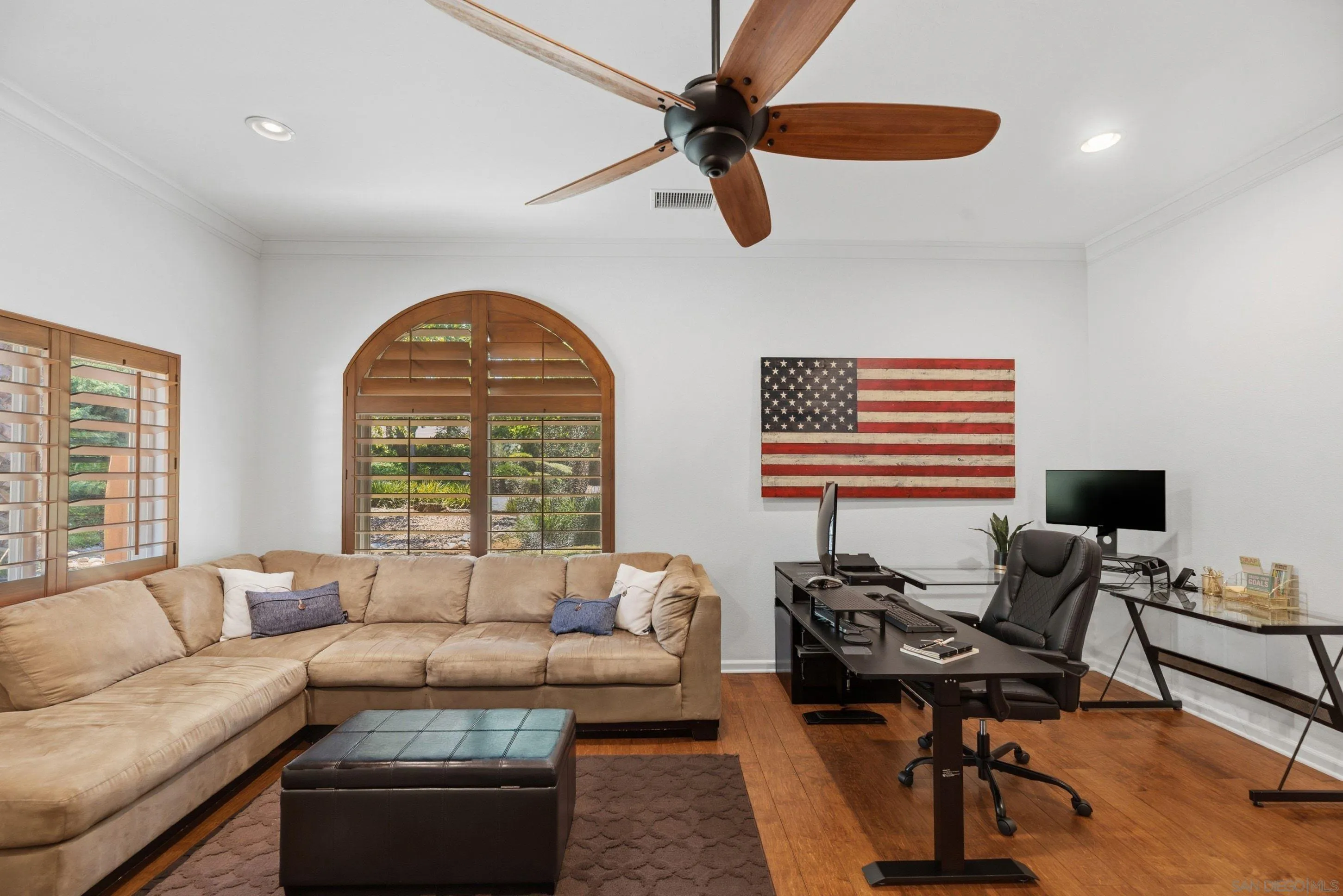 https://cdn.realtyfeed.com/cdn/127/260019496/f3d3277154dfe617a05841d0885c2bdc.webp