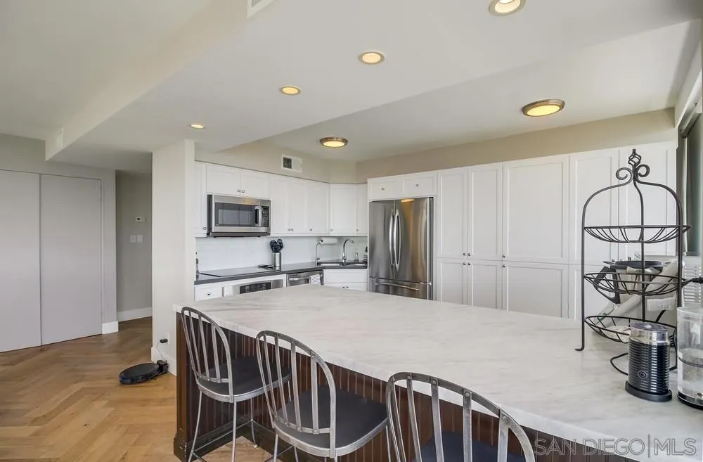1770 Avenida Del Mundo Unit 1004, Coronado, CA 92118 - Photo 3 of 48, Coronado, CA