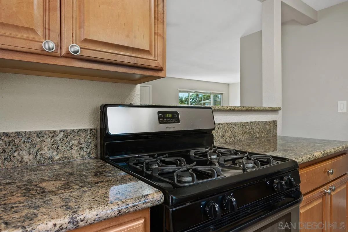 https://cdn.realtyfeed.com/cdn/127/260019505/282d02163ccf3c77cf39a32a7b60bdaa.webp