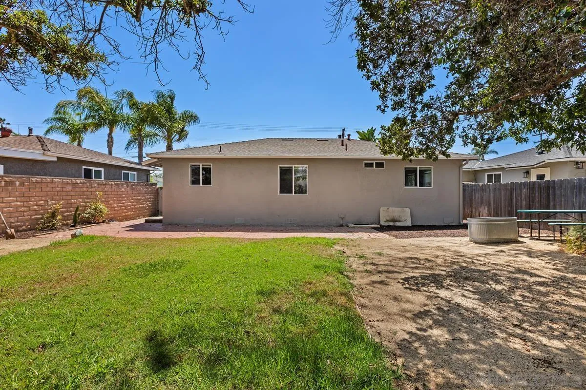 https://cdn.realtyfeed.com/cdn/127/260019505/a42e509e6b977e81f2fbb3df004cad52.webp