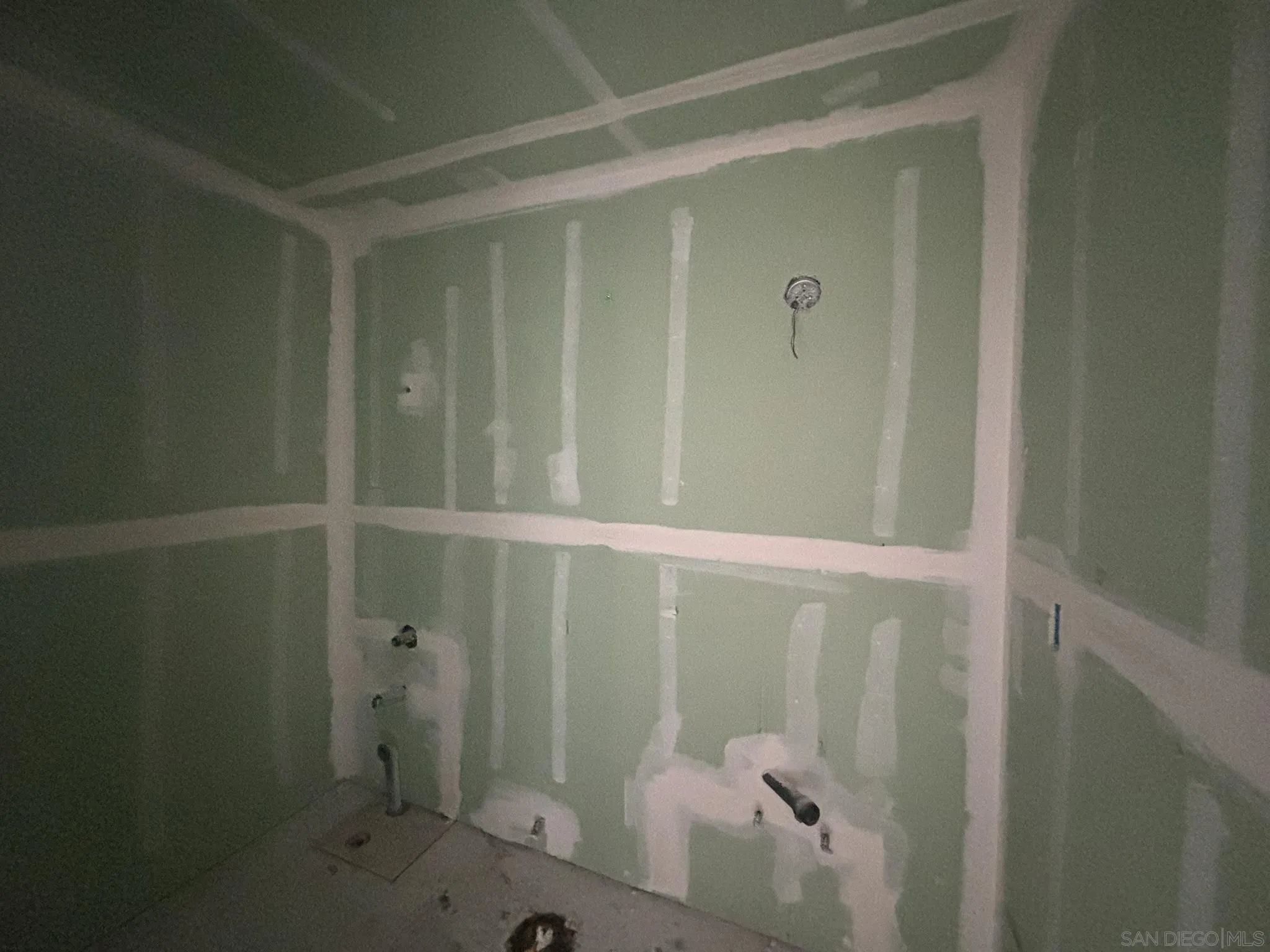 https://cdn.realtyfeed.com/cdn/127/260019506/0eb1ced05ffa7fdfcf5d765cfdab2e40.webp