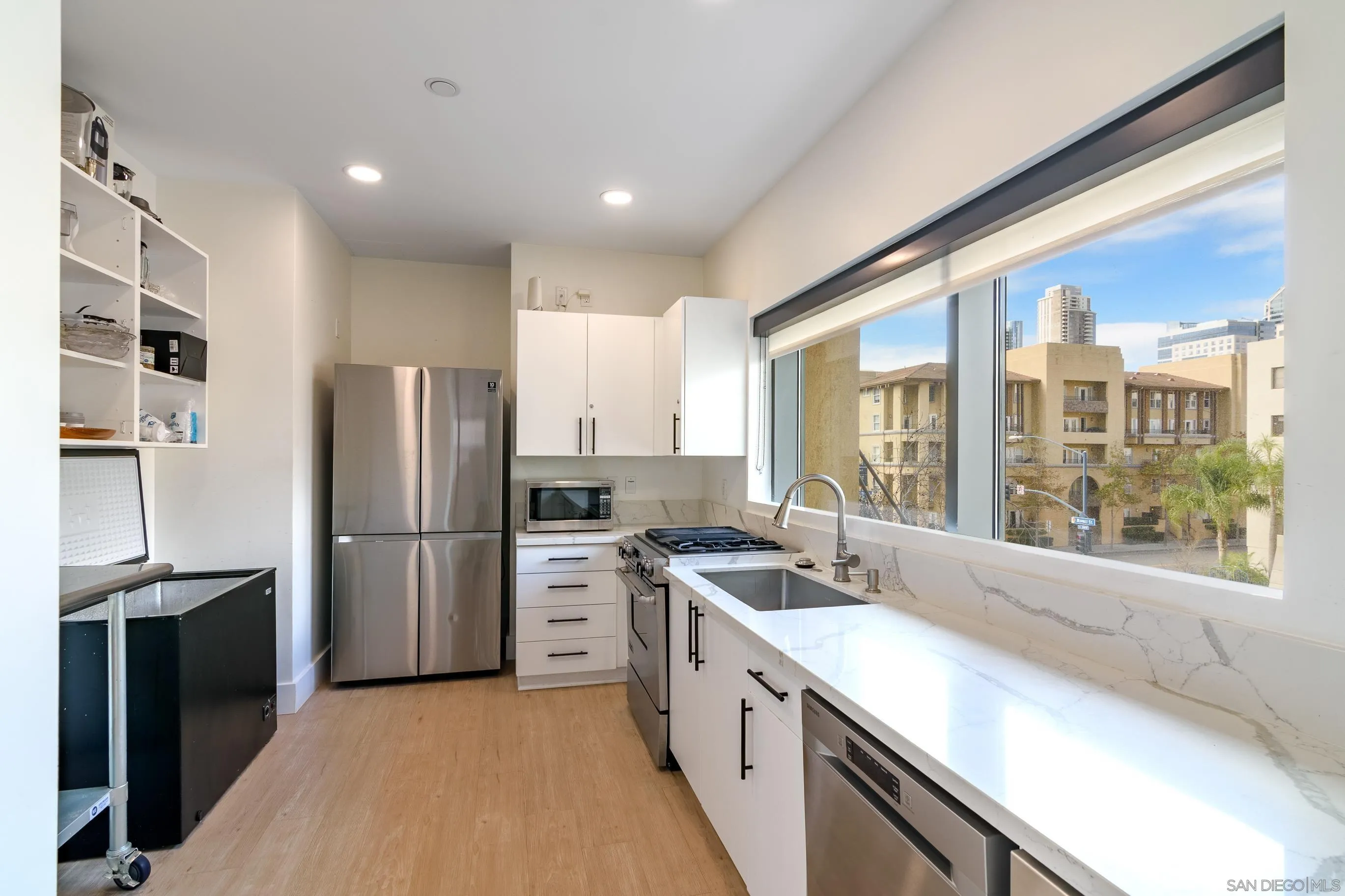 https://cdn.realtyfeed.com/cdn/127/260019507/1ddac806f98fe067377846883b0f4c3a.webp