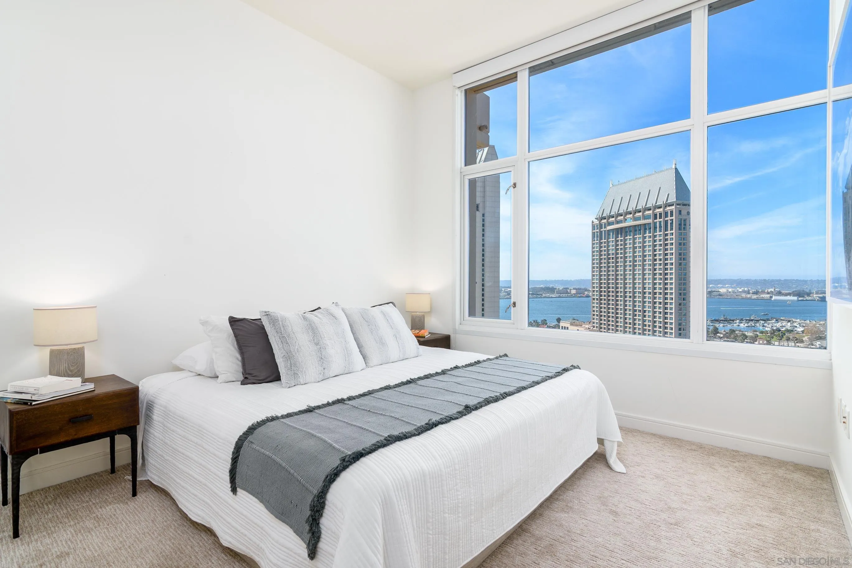 https://cdn.realtyfeed.com/cdn/127/260019507/3b3a89d7f0b47dd08c797dcdc49f1022.webp