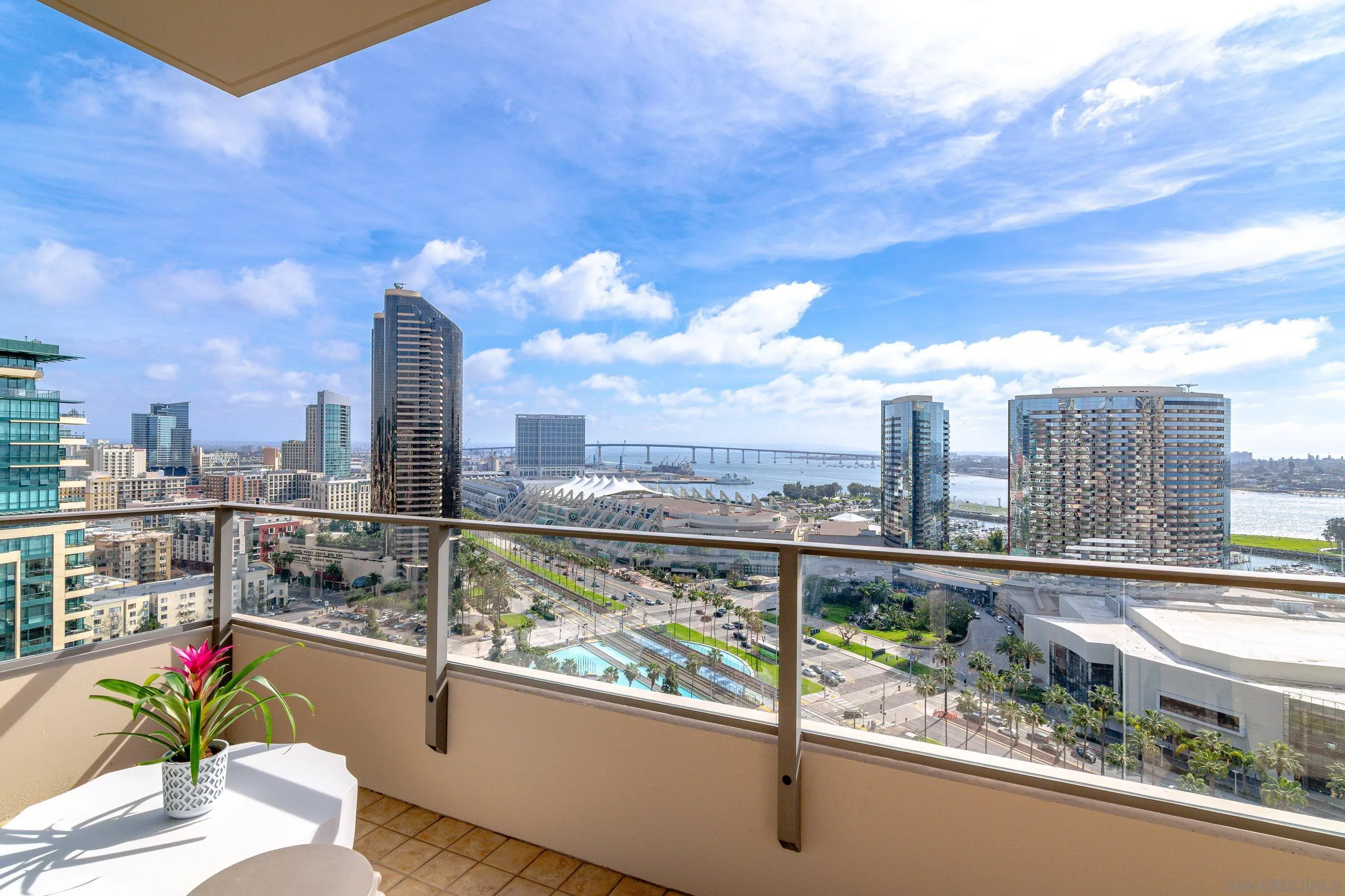 https://cdn.realtyfeed.com/cdn/127/260019507/92297b4f06c185277f327166624073cd.webp