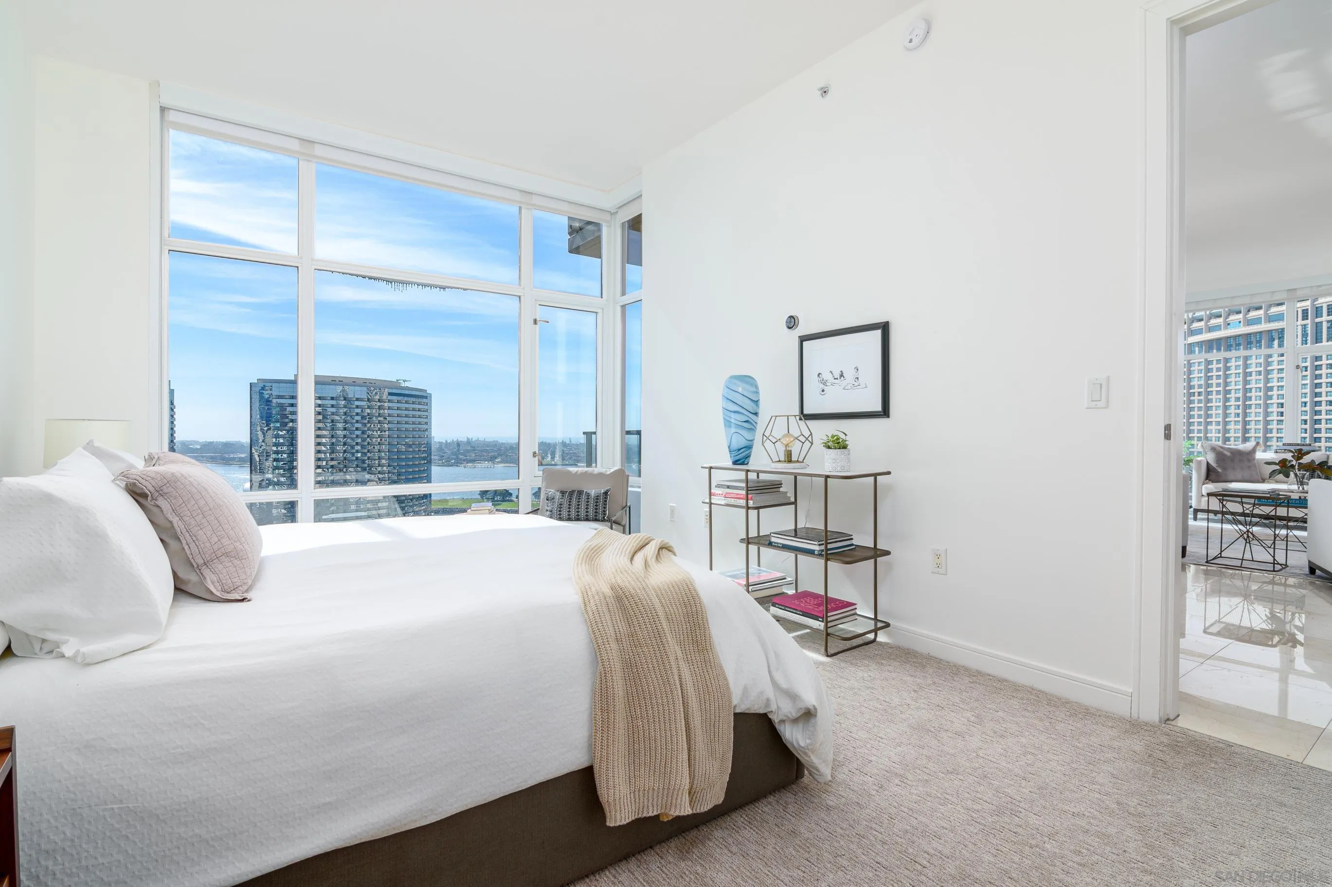 https://cdn.realtyfeed.com/cdn/127/260019507/926edbb2cbe86c5ec41798e87a9a4ab5.webp