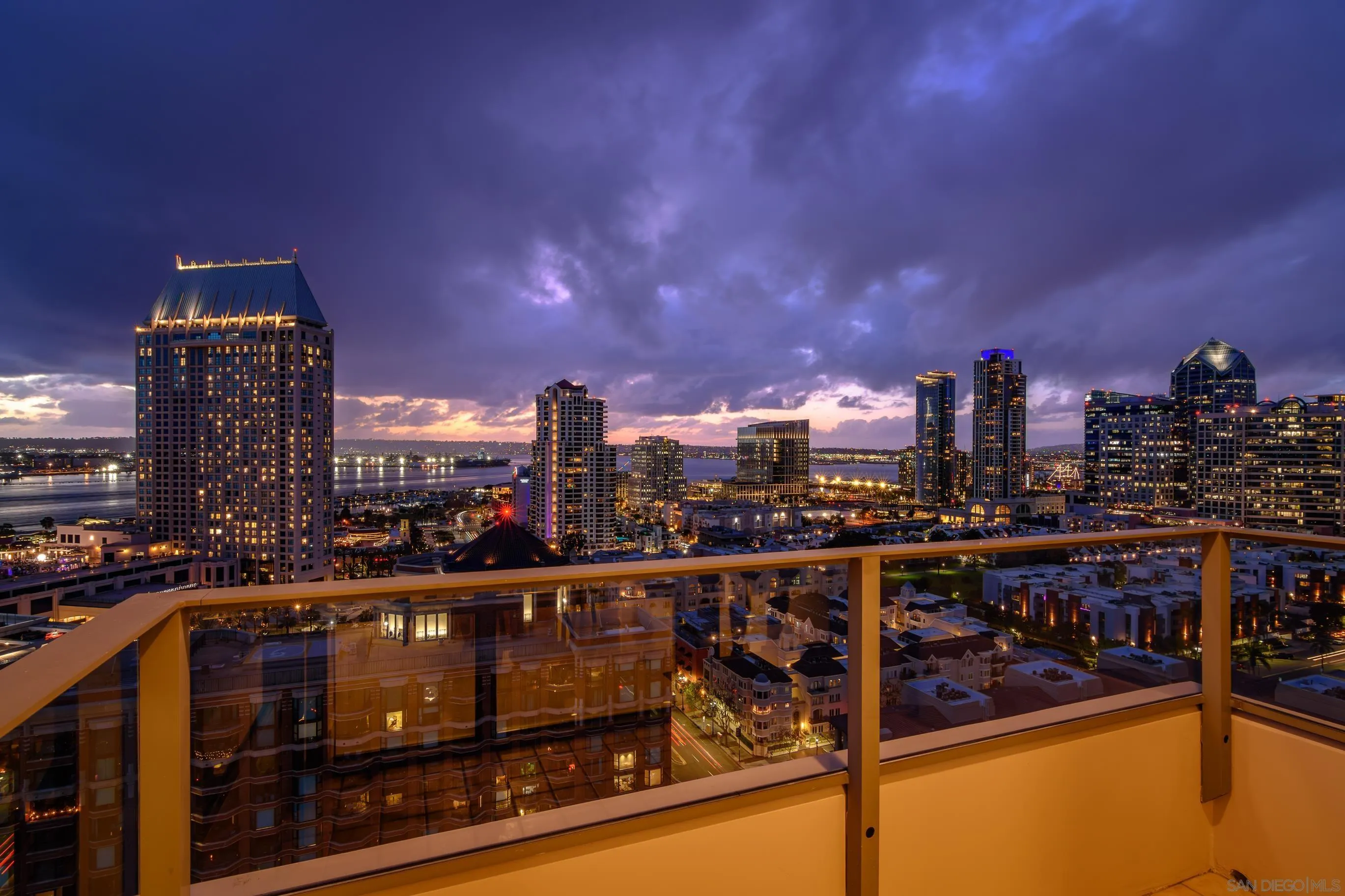 https://cdn.realtyfeed.com/cdn/127/260019507/b9ac82262b50982faf3e8ca4206c7722.webp