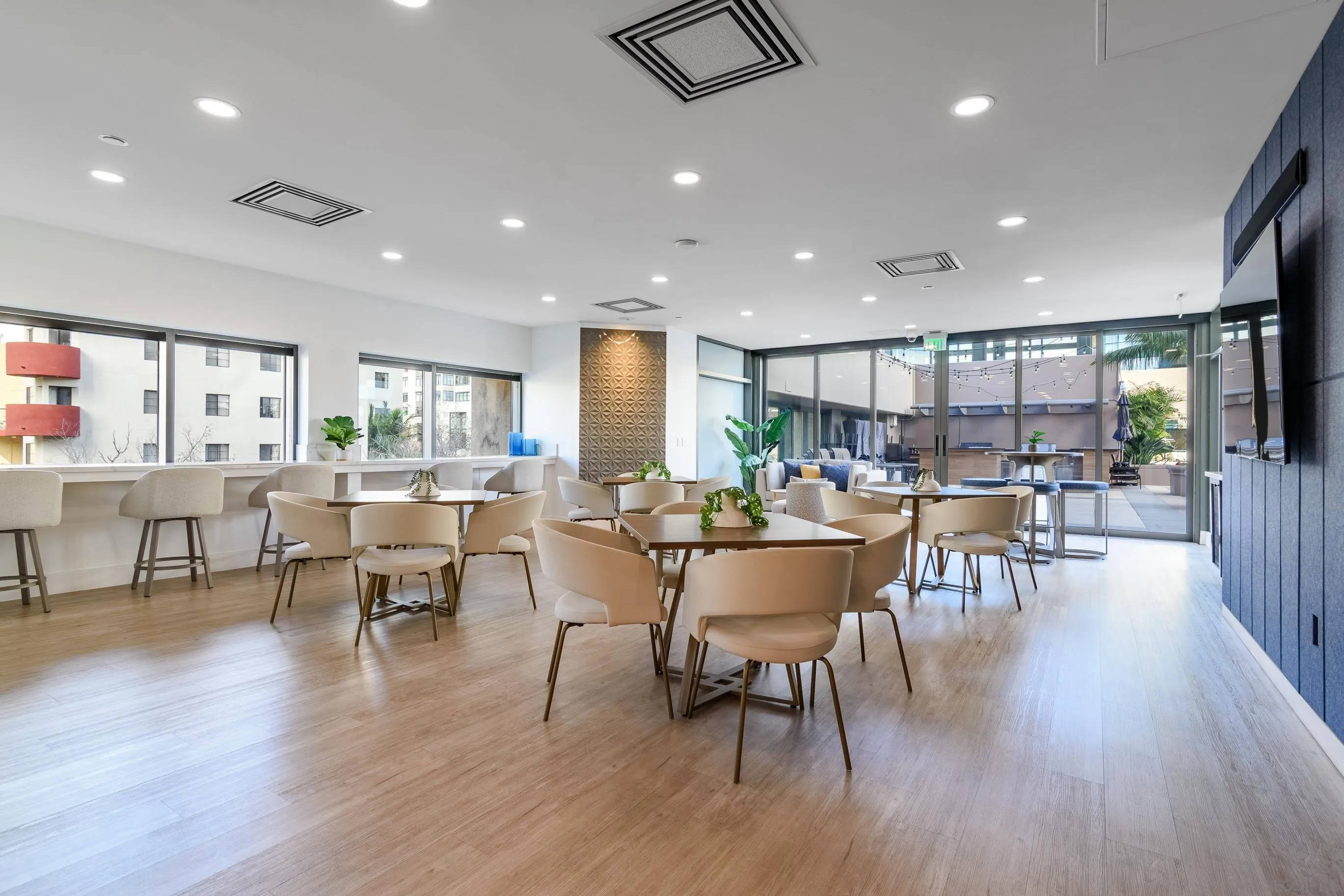 https://cdn.realtyfeed.com/cdn/127/260019507/f9c2894ec2bcbe52f3076fdde310a46e.webp
