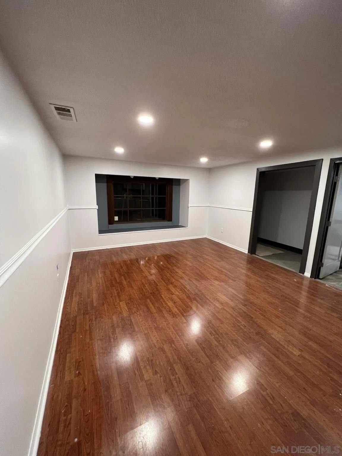 https://cdn.realtyfeed.com/cdn/127/260019521/de9221c50ea600d07cc8bddffa377966.webp