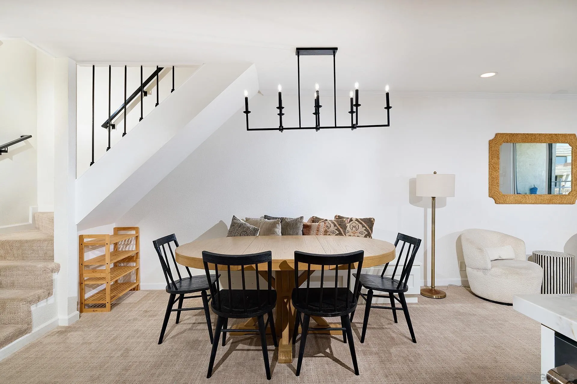 https://cdn.realtyfeed.com/cdn/127/260019522/5c345dd6de0bee23710afc872a3d7835.webp