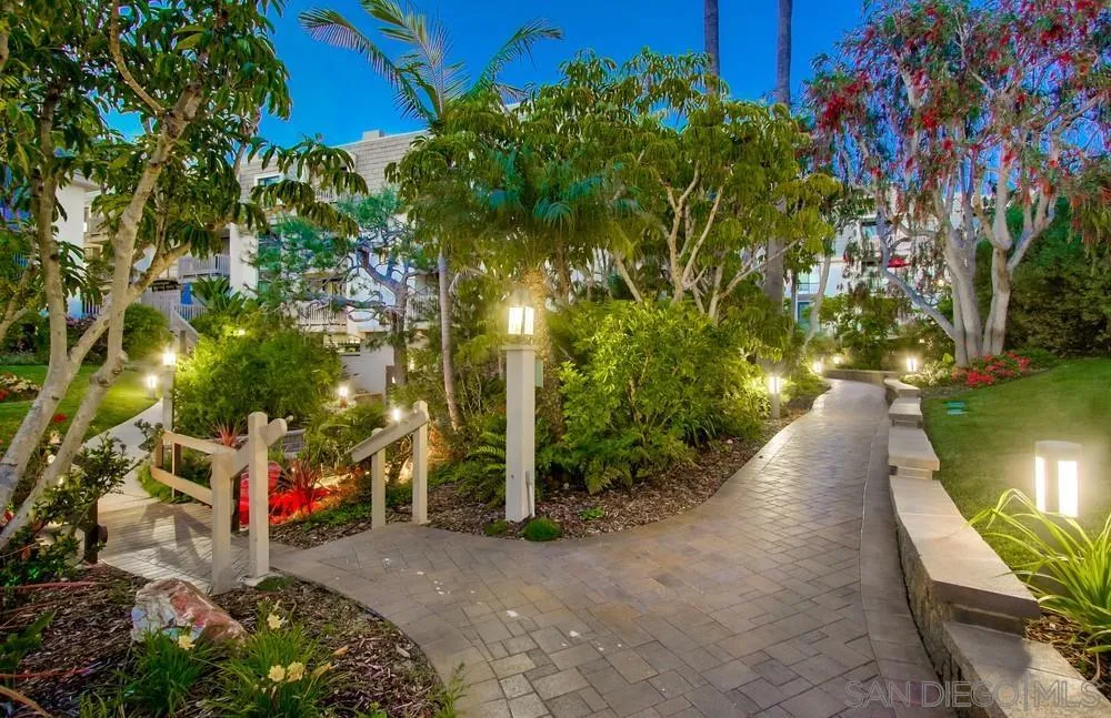https://cdn.realtyfeed.com/cdn/127/260019522/62f7b1792658f03e9dbe91e7bc191b33.webp