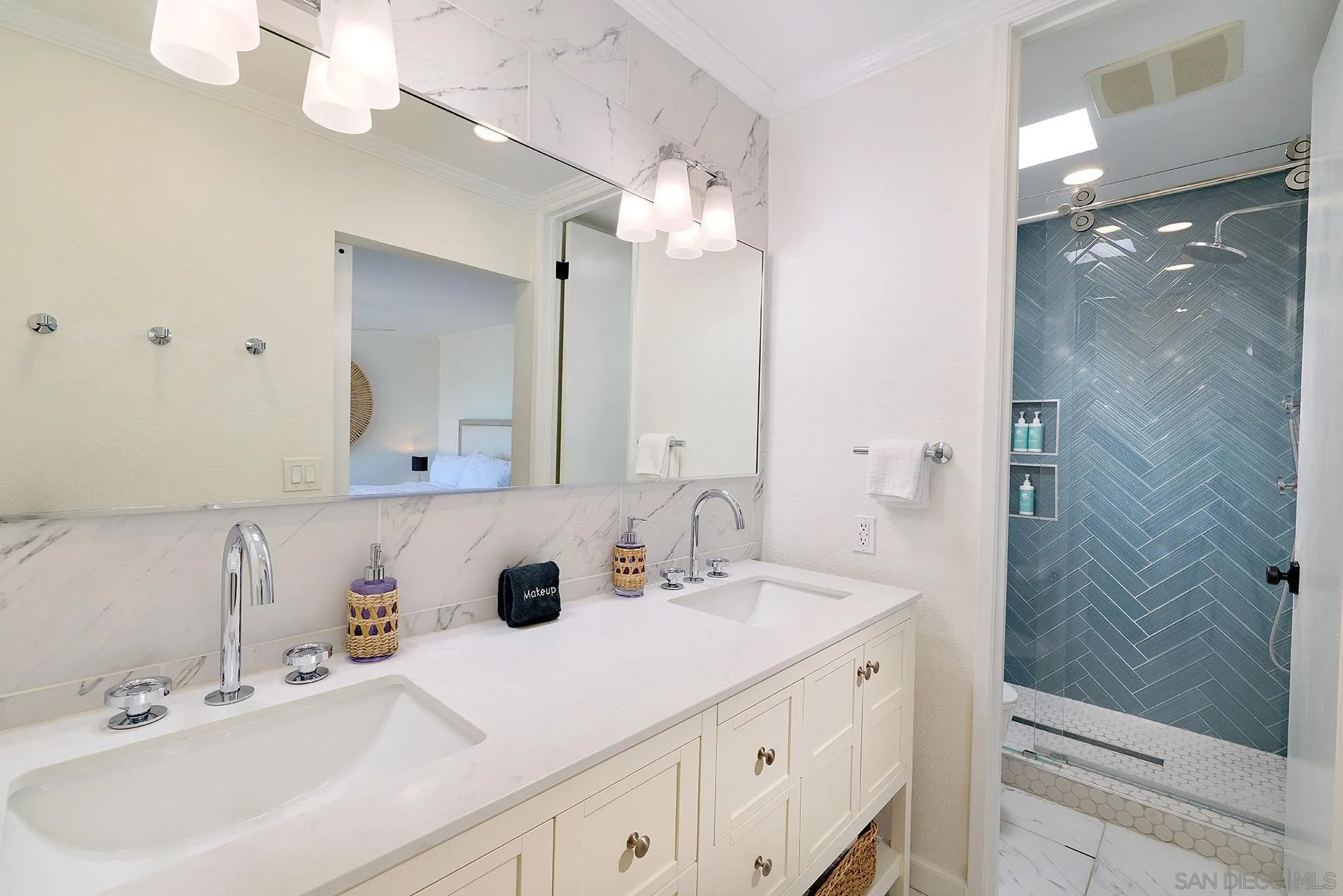 https://cdn.realtyfeed.com/cdn/127/260019522/a44ba4bba34d6dd8d92bbcd55ea3c90d.webp