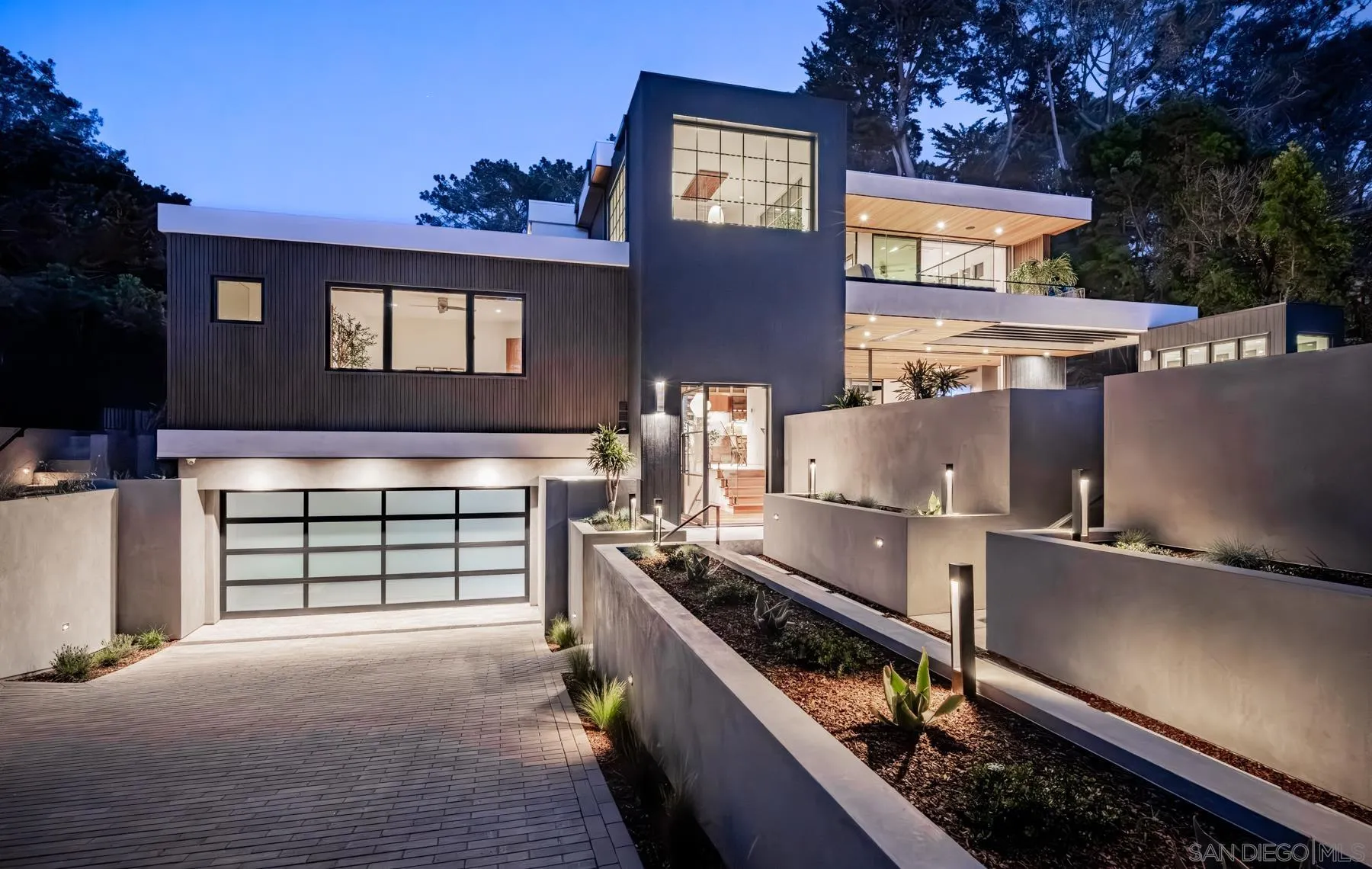 https://cdn.realtyfeed.com/cdn/127/260019524/013e6c04527169e1bb3a72bad2944192.webp
