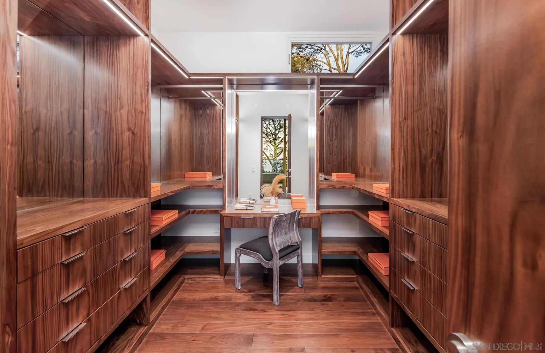 https://cdn.realtyfeed.com/cdn/127/260019524/2a1ef71dcb75e86ee9a5ba494990bc84.webp