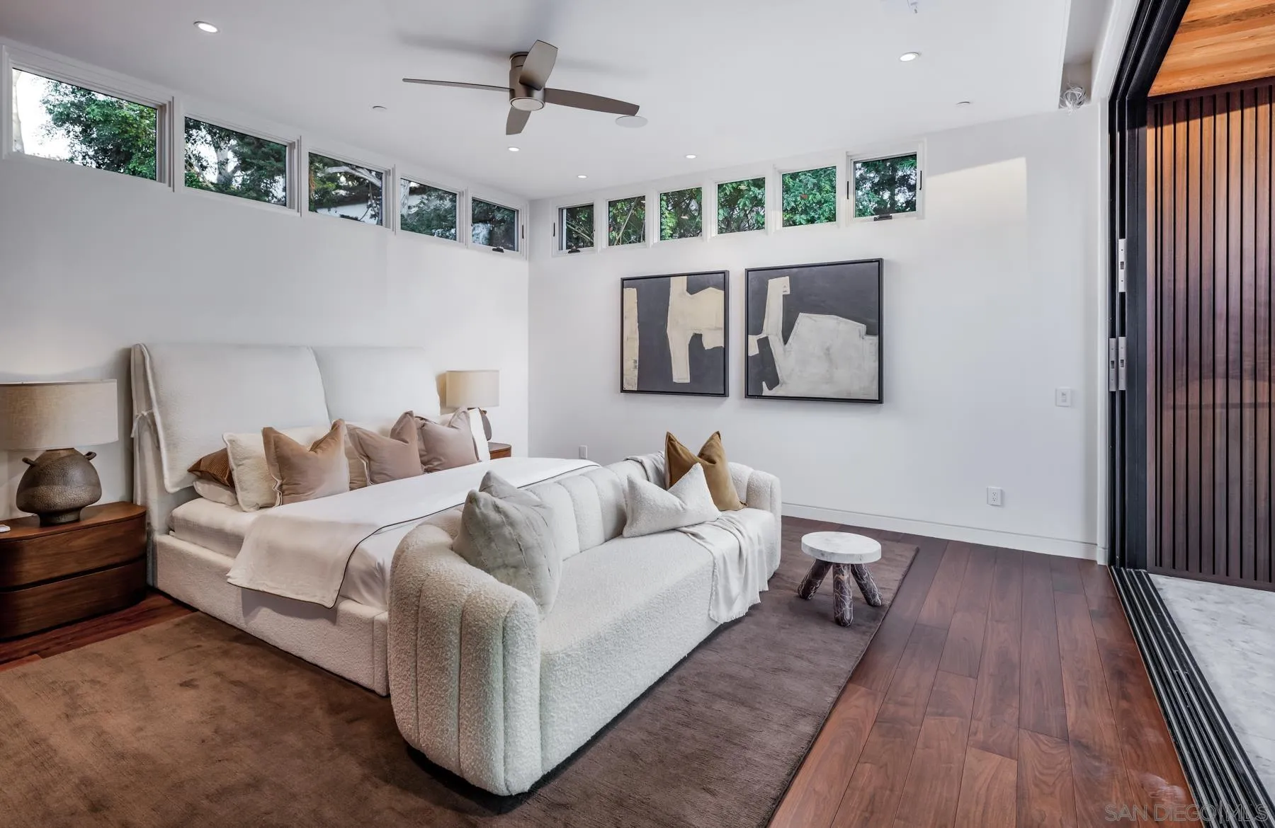 https://cdn.realtyfeed.com/cdn/127/260019524/39ef748a984cf5a4f347e3c4d8498556.webp