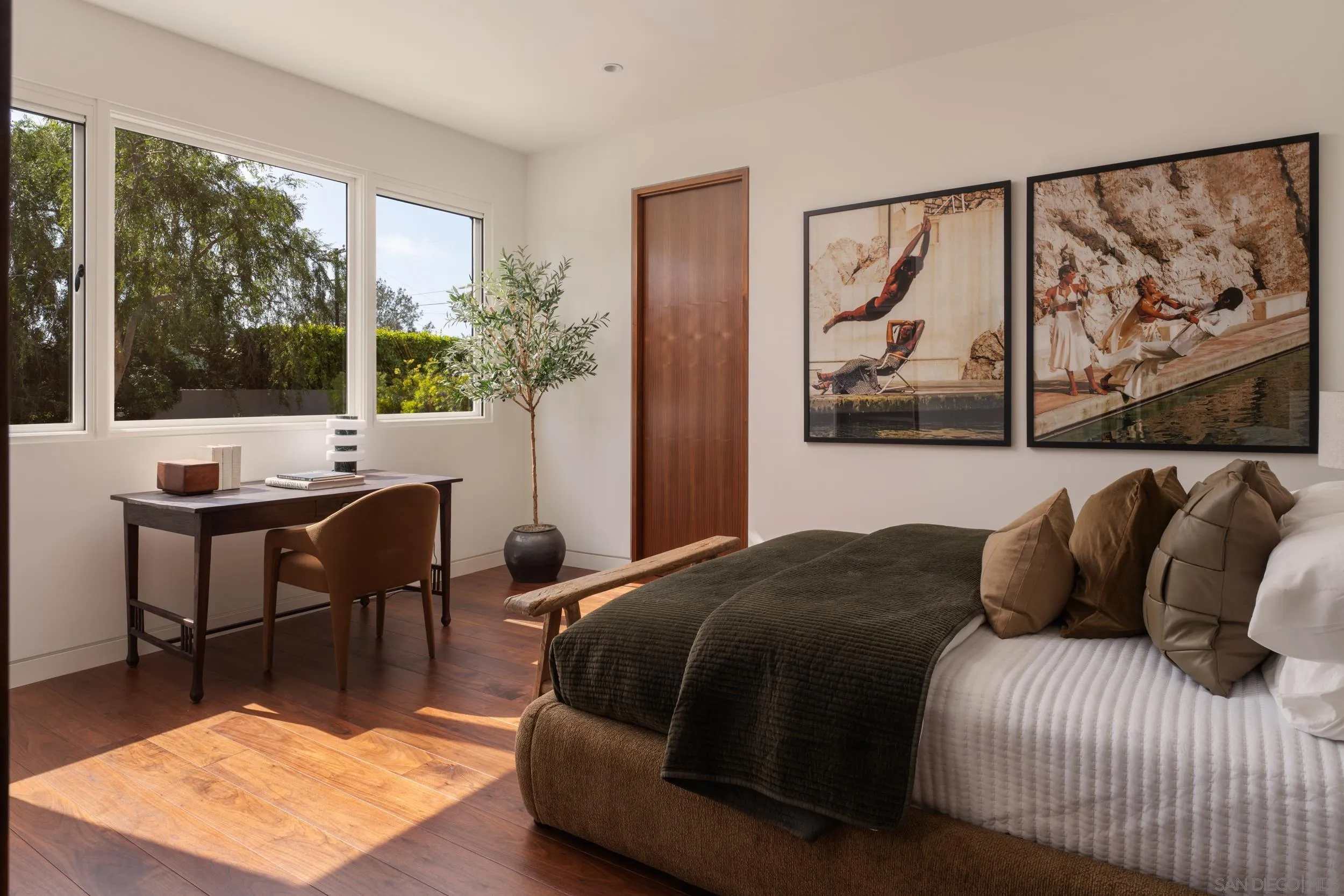 https://cdn.realtyfeed.com/cdn/127/260019524/40c2e0f9d4dbb0b5fd512b25c4c5f6d8.webp