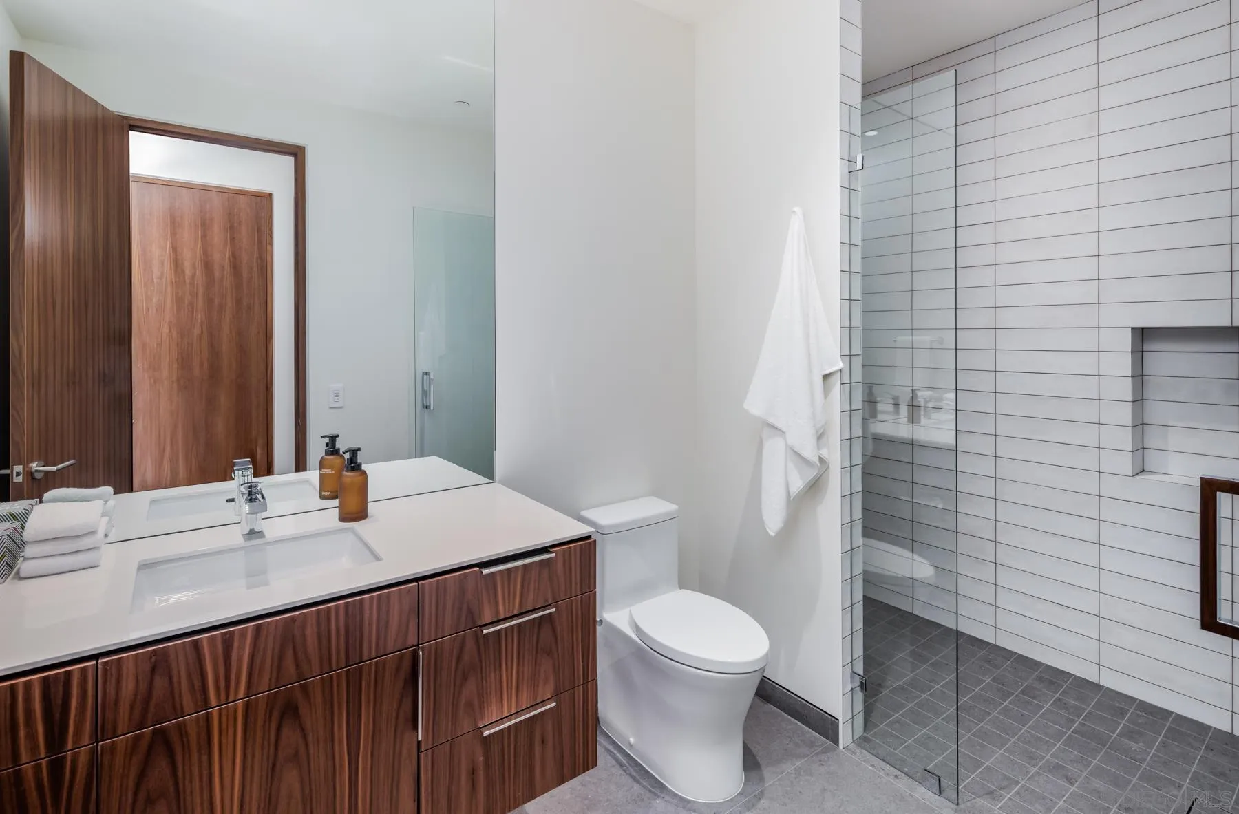 https://cdn.realtyfeed.com/cdn/127/260019524/46ac865e7dc16bc0e0314252251498c6.webp