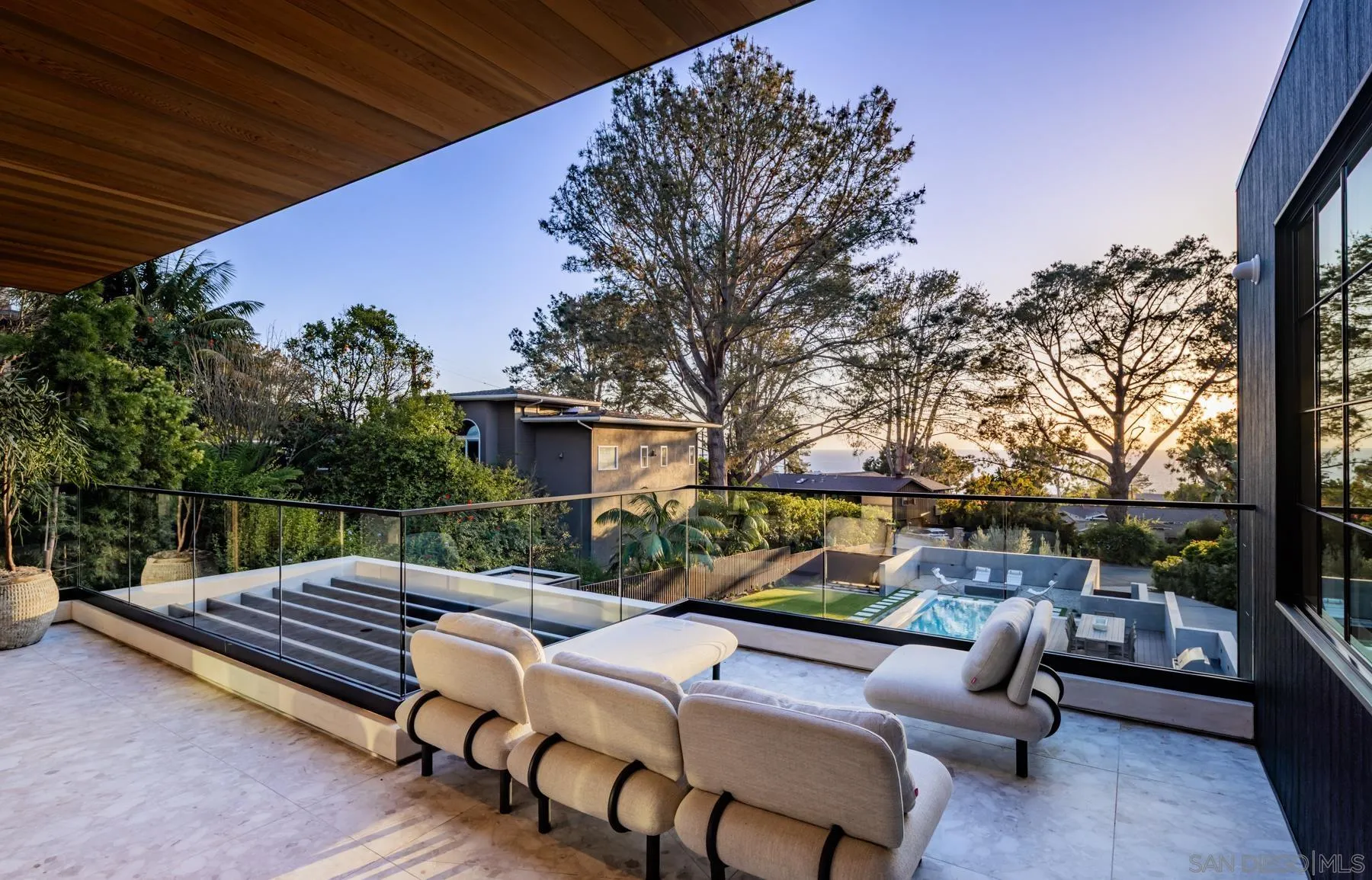 https://cdn.realtyfeed.com/cdn/127/260019524/4b73d87d4f11a5197751bbd4a78c90ec.webp