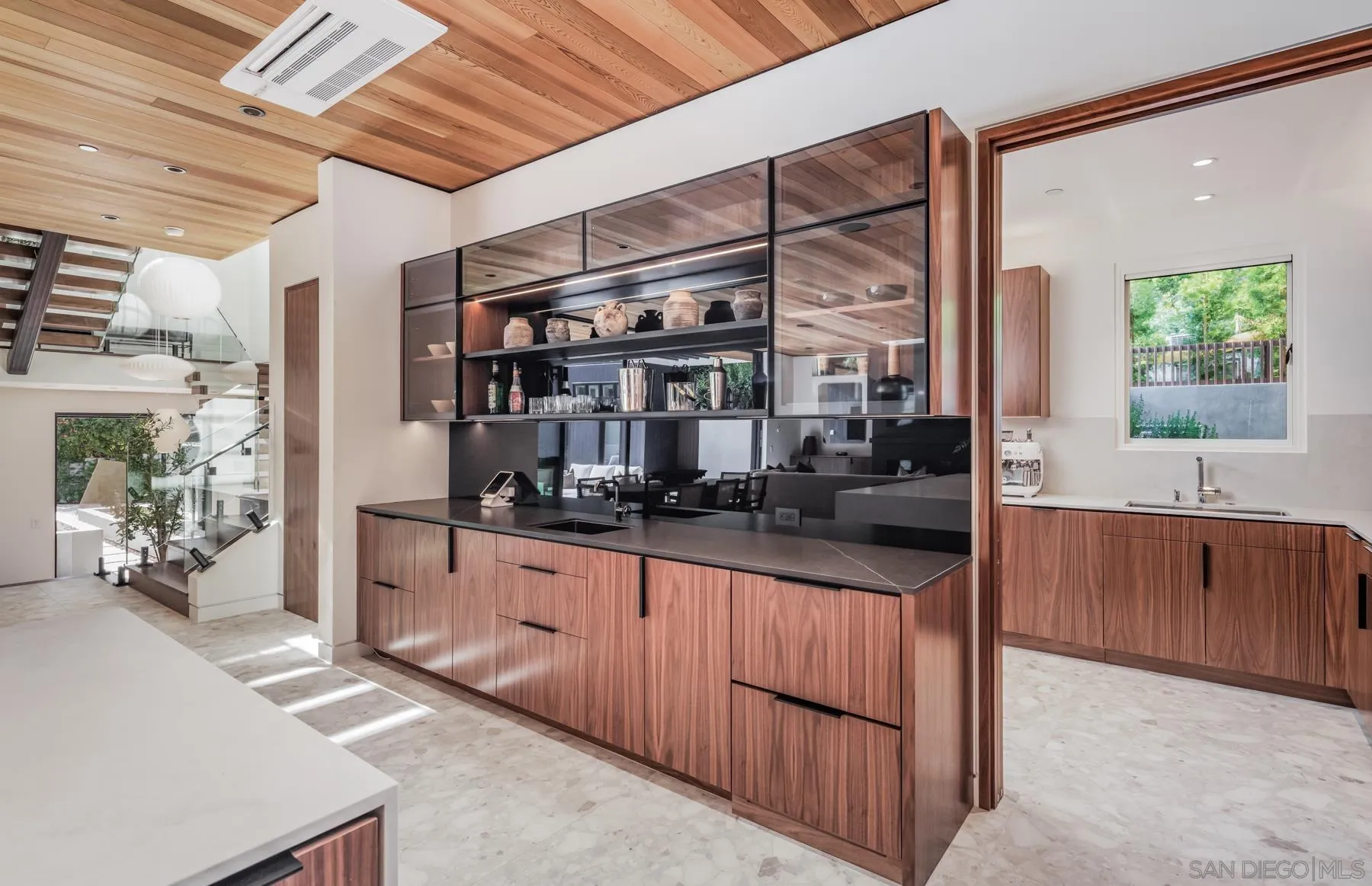 https://cdn.realtyfeed.com/cdn/127/260019524/7bf3c92e54a213e59d9d5884135e9138.webp