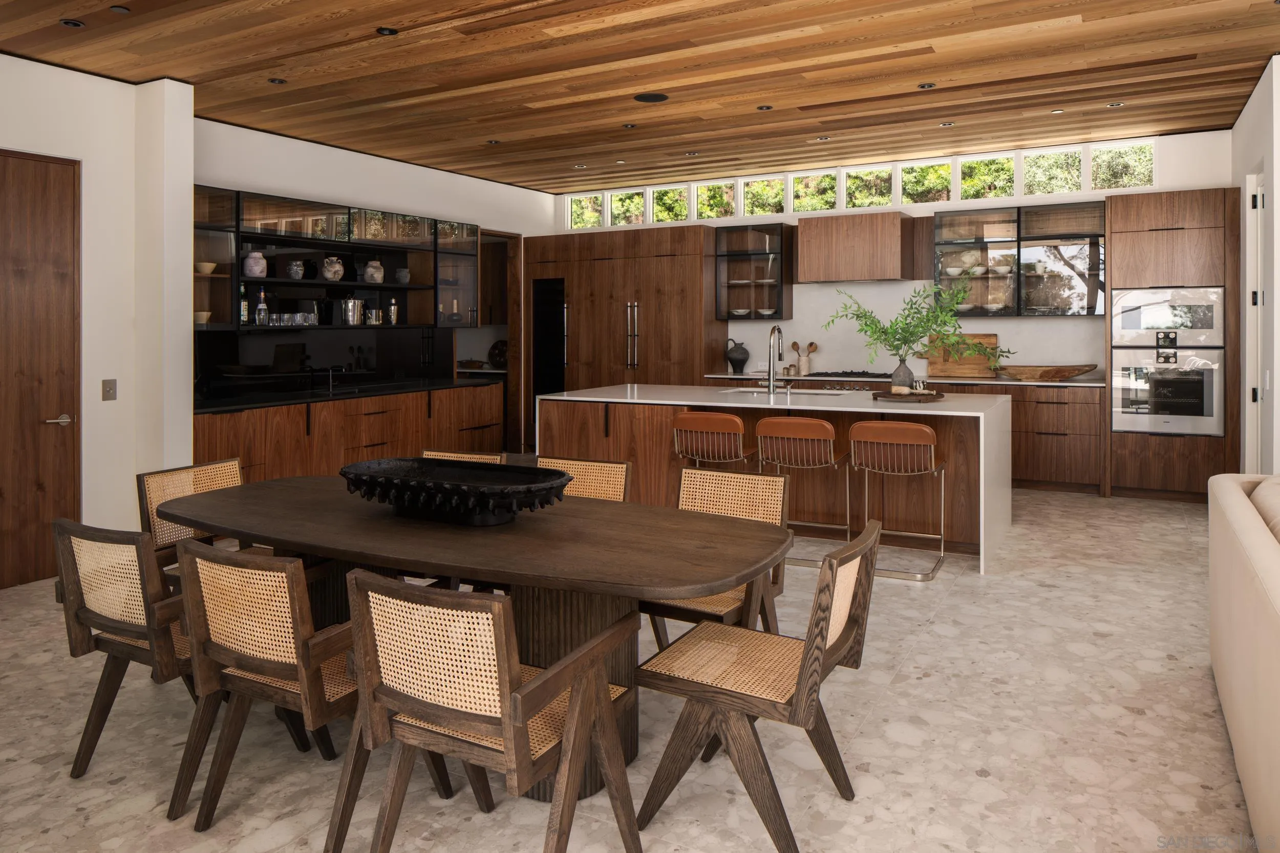 https://cdn.realtyfeed.com/cdn/127/260019524/9123d6708d2892f2f893dd9f5addfb9d.webp
