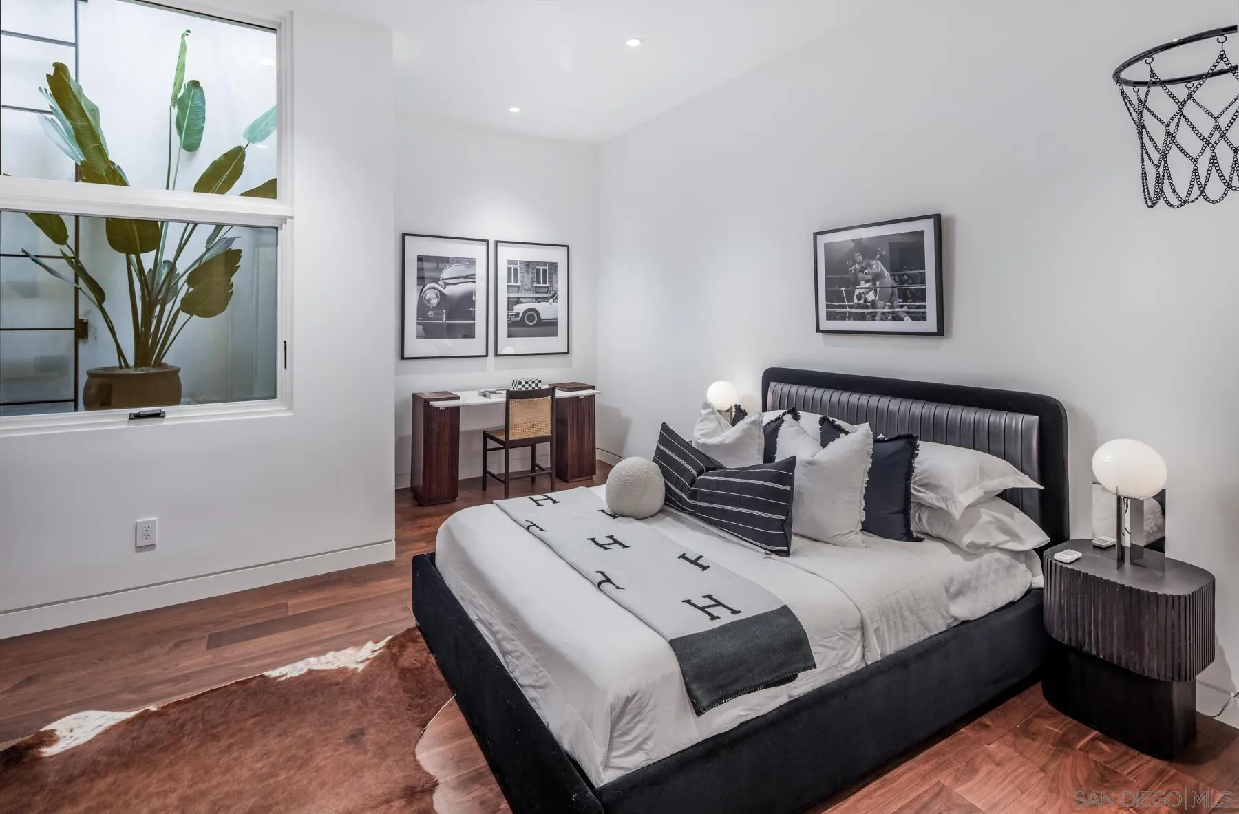 https://cdn.realtyfeed.com/cdn/127/260019524/b4e31ffcc5feee8cfbf1e825030554bf.webp