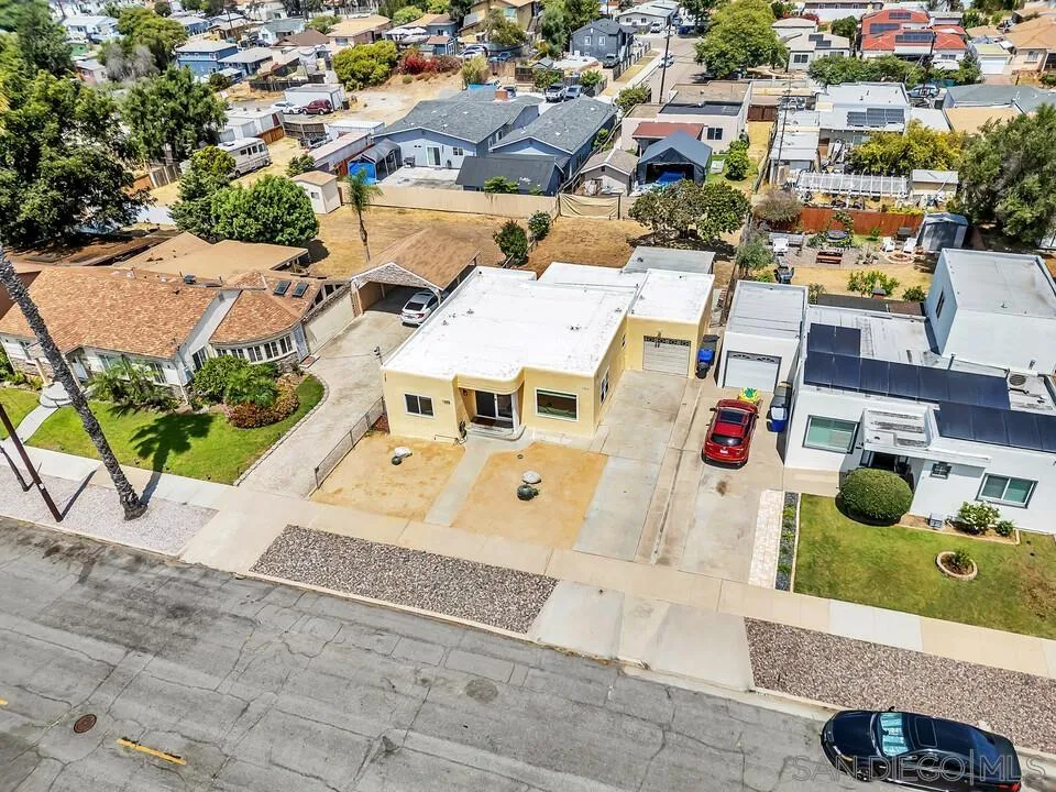 https://cdn.realtyfeed.com/cdn/127/260019525/13bed5c7180c4363da4384b00c4a3737.webp