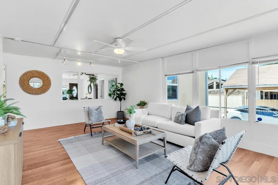 https://cdn.realtyfeed.com/cdn/127/260019525/2aea25695932a5329ea3c2f5a68e679f.webp