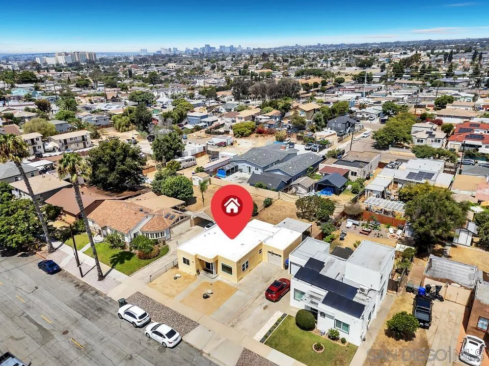 https://cdn.realtyfeed.com/cdn/127/260019525/4a6f633f2e4097b1aa2d1829da45a88e.webp