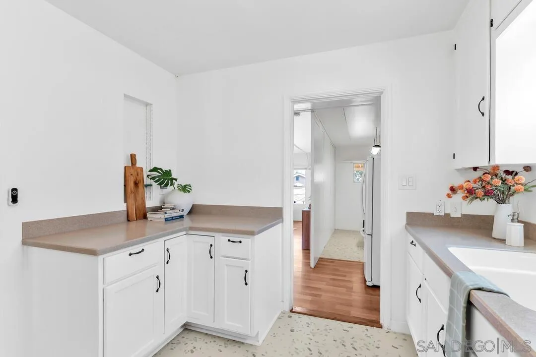 https://cdn.realtyfeed.com/cdn/127/260019525/9a7516637ad0f7250007f4b312f7d0e5.webp