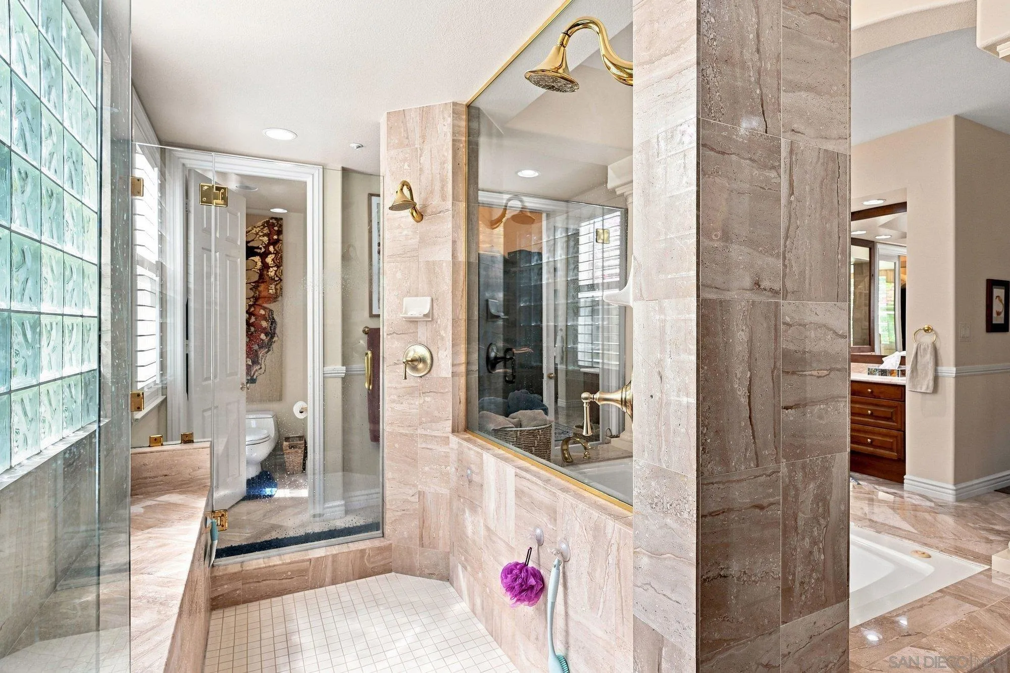 https://cdn.realtyfeed.com/cdn/127/260019526/1e5366c074f67e7910e78e859220cd79.webp