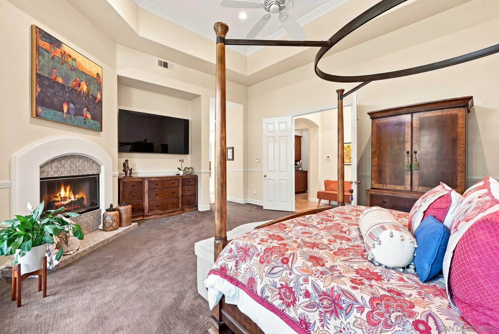 https://cdn.realtyfeed.com/cdn/127/260019526/6d031d3121791360595ffb59ee5e6d52.webp