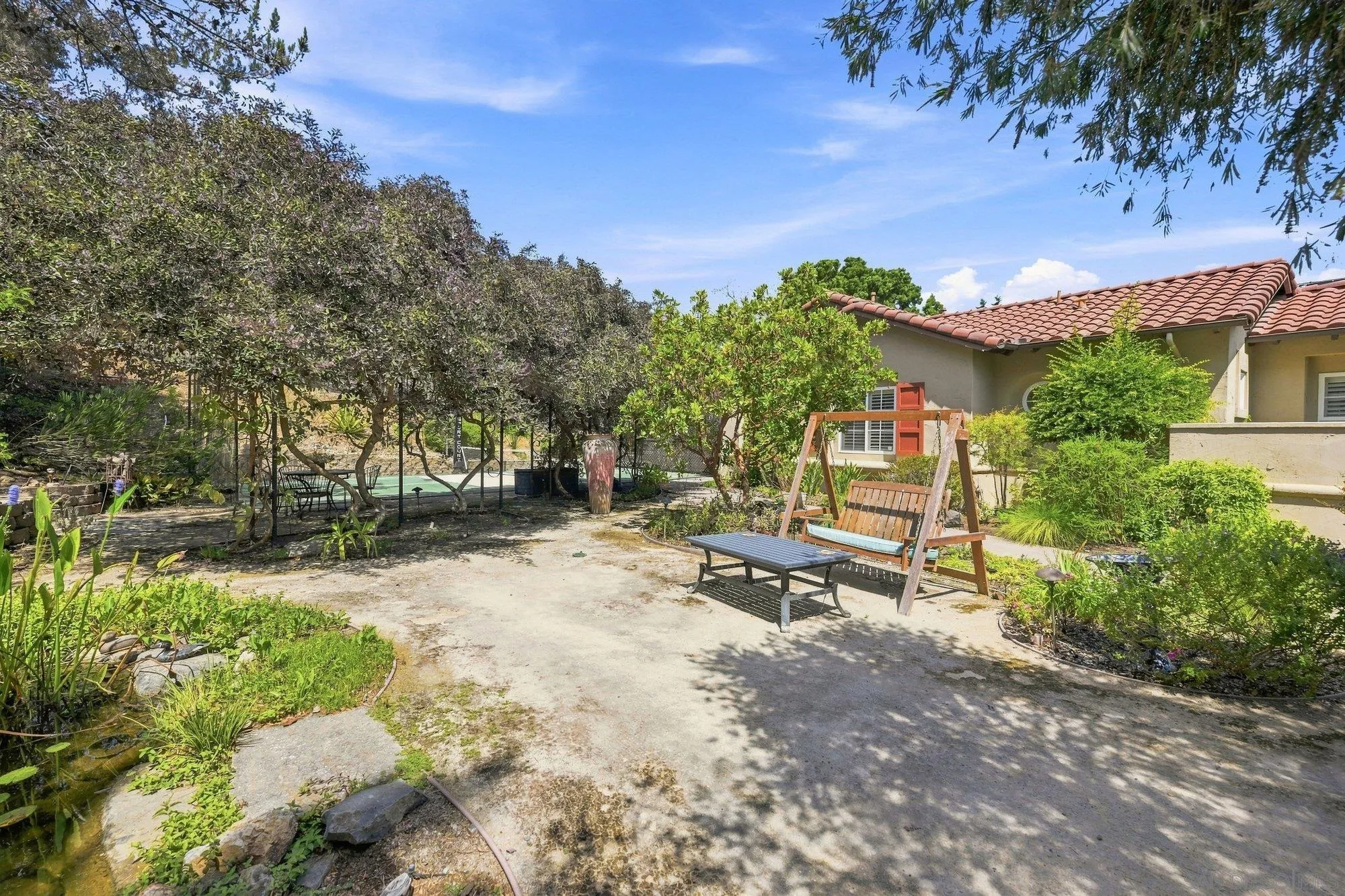 https://cdn.realtyfeed.com/cdn/127/260019526/7439bff0d21f93b54b3b5e3396f951f4.webp