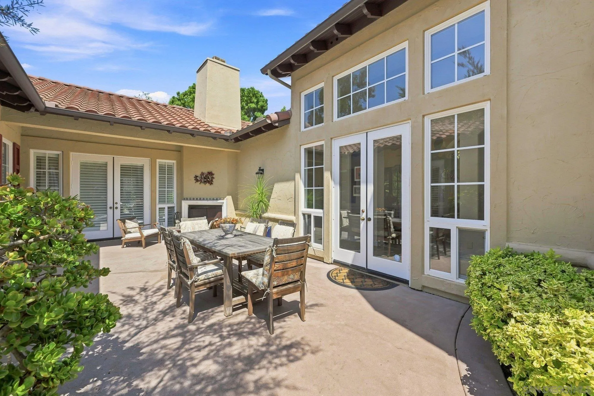 https://cdn.realtyfeed.com/cdn/127/260019526/783b0c0401442f044543f8887a747cd7.webp