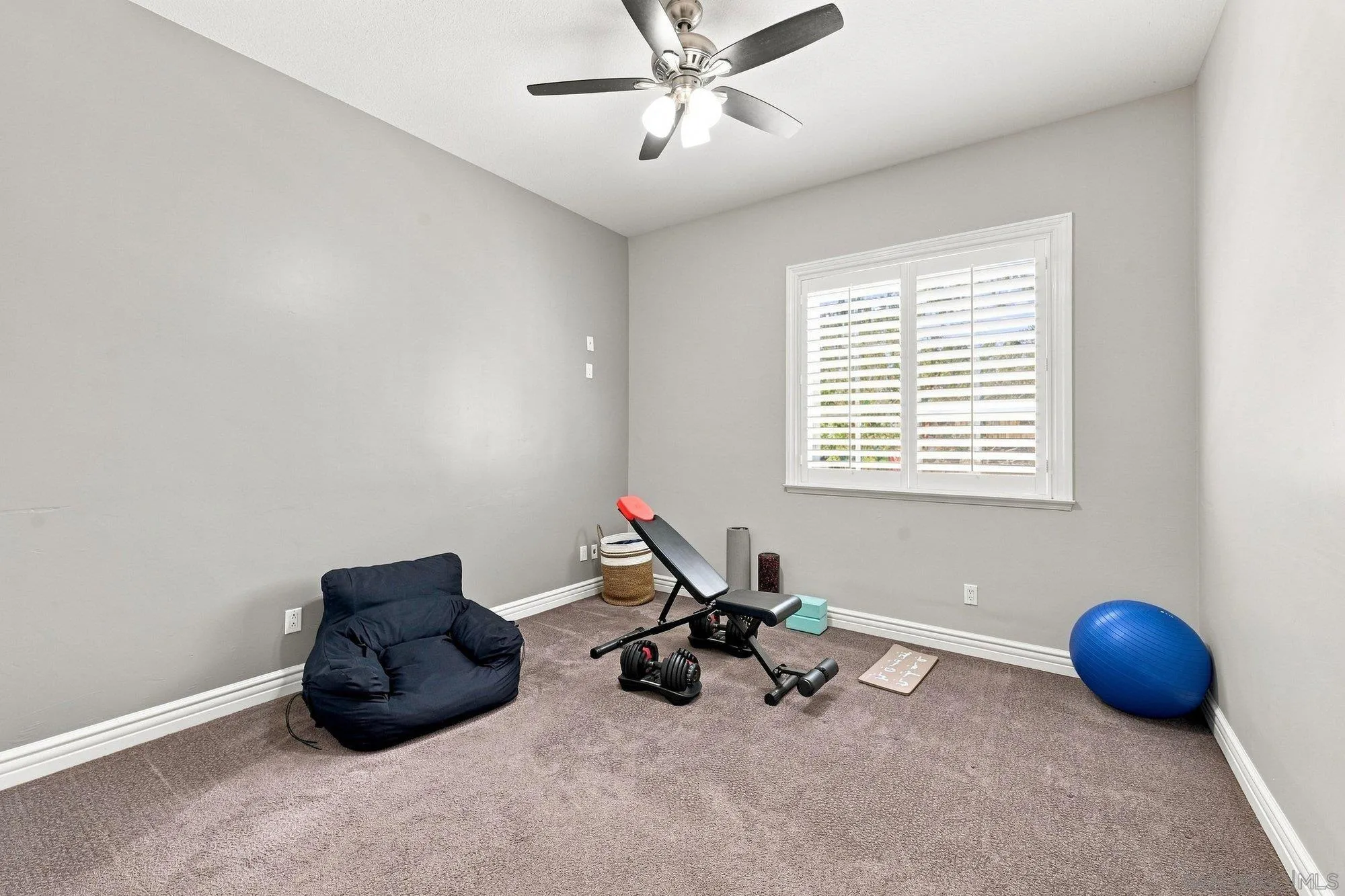 https://cdn.realtyfeed.com/cdn/127/260019526/8d989273f1c5bfbdedebd0edac2a6eb7.webp