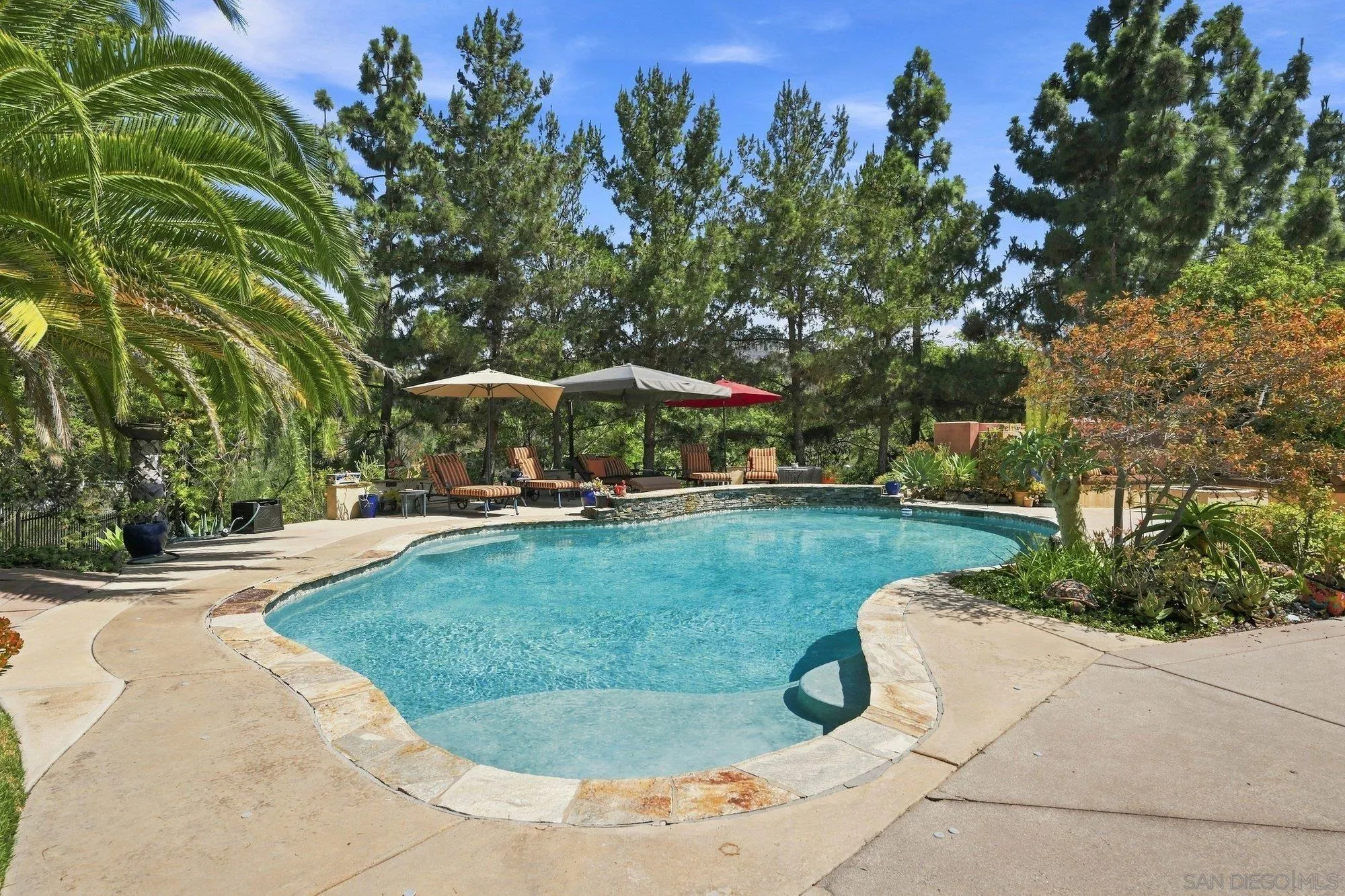 https://cdn.realtyfeed.com/cdn/127/260019526/c5c234673a4cdd07cc3cf9d767782289.webp