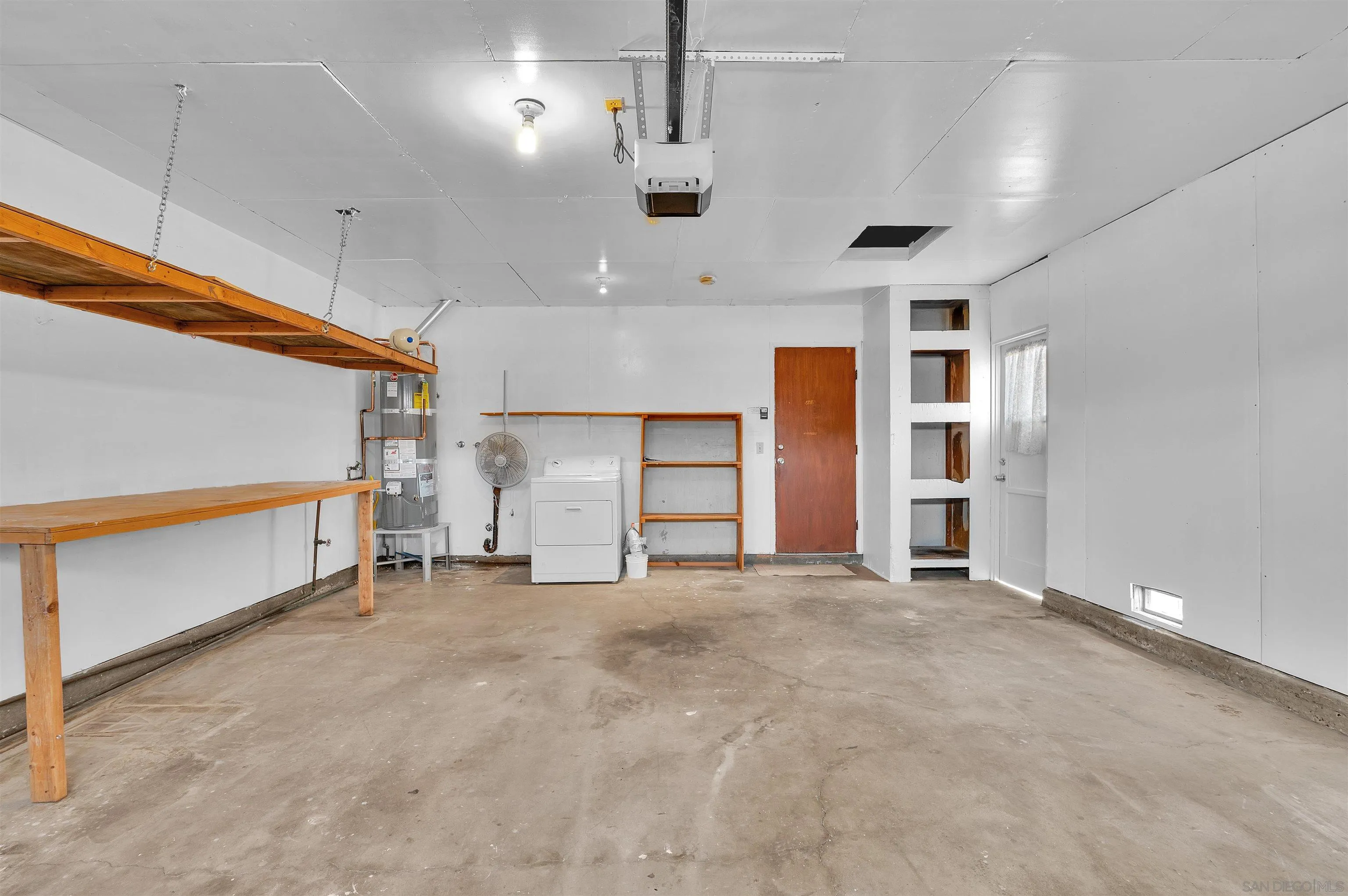 https://cdn.realtyfeed.com/cdn/127/260019533/faa94445bb009cb8943cf581f29fff82.webp