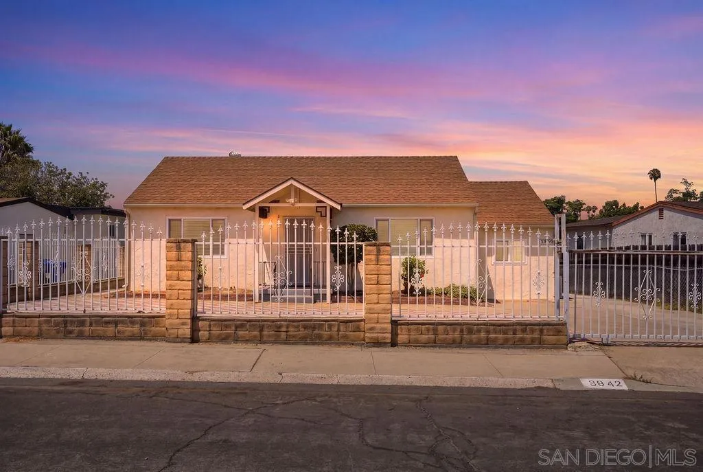 3942 Casita, San Diego, CA 92115 - Main photo, San Diego, CA