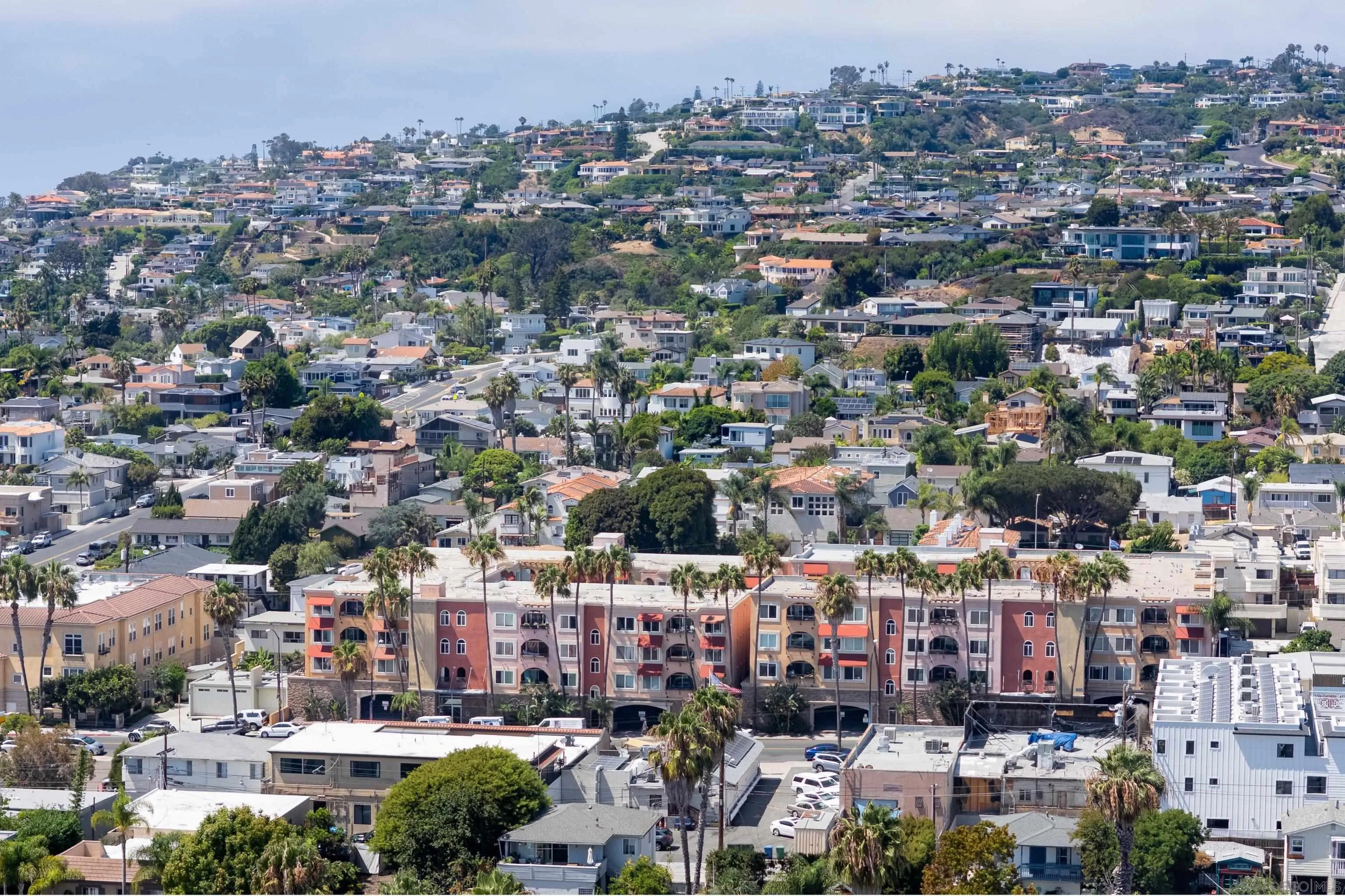 https://cdn.realtyfeed.com/cdn/127/260019535/02072b90bd28cafd07bd14dbc43f8095.webp