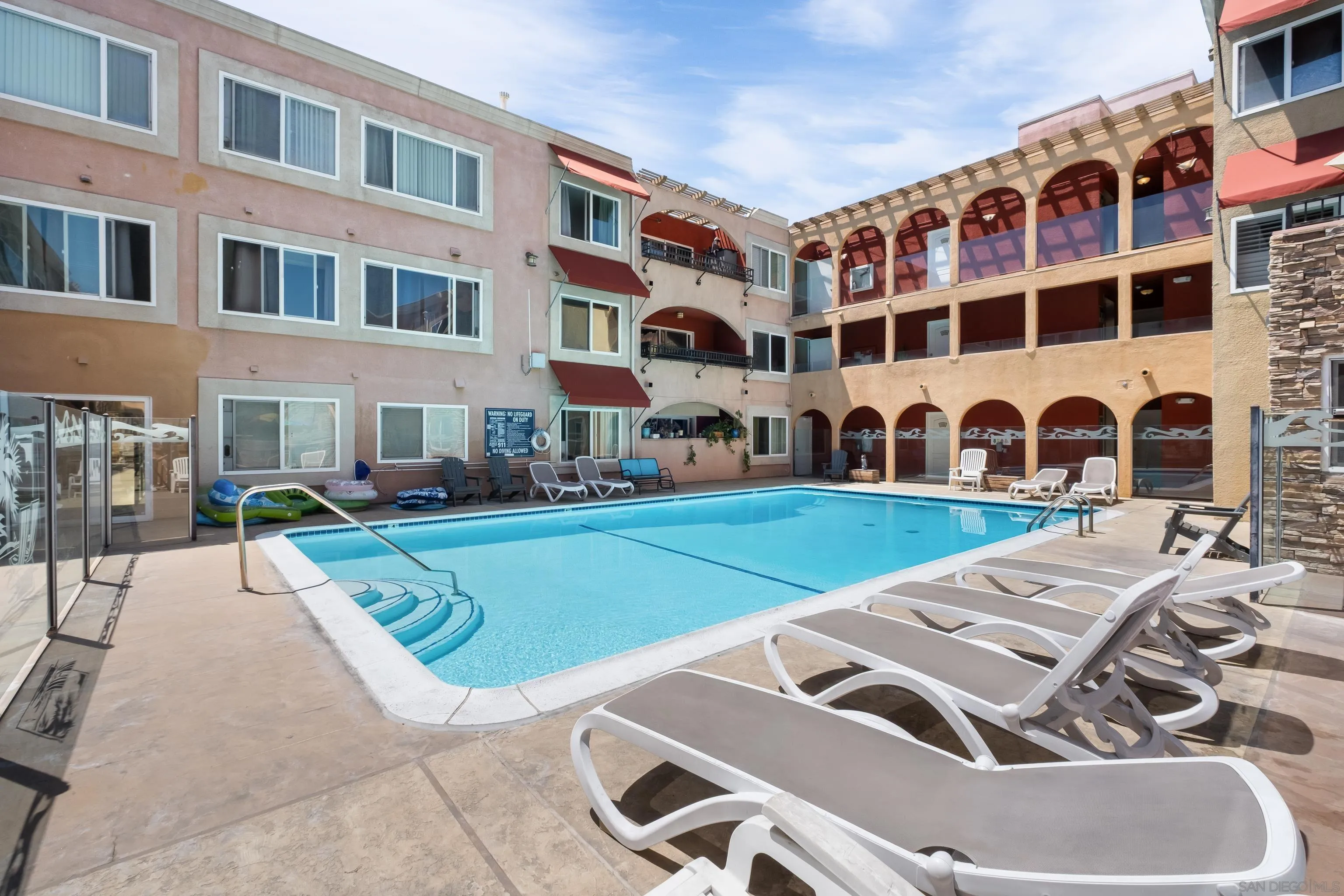 https://cdn.realtyfeed.com/cdn/127/260019535/68f7edef762dceff4230d01609d9fb54.webp