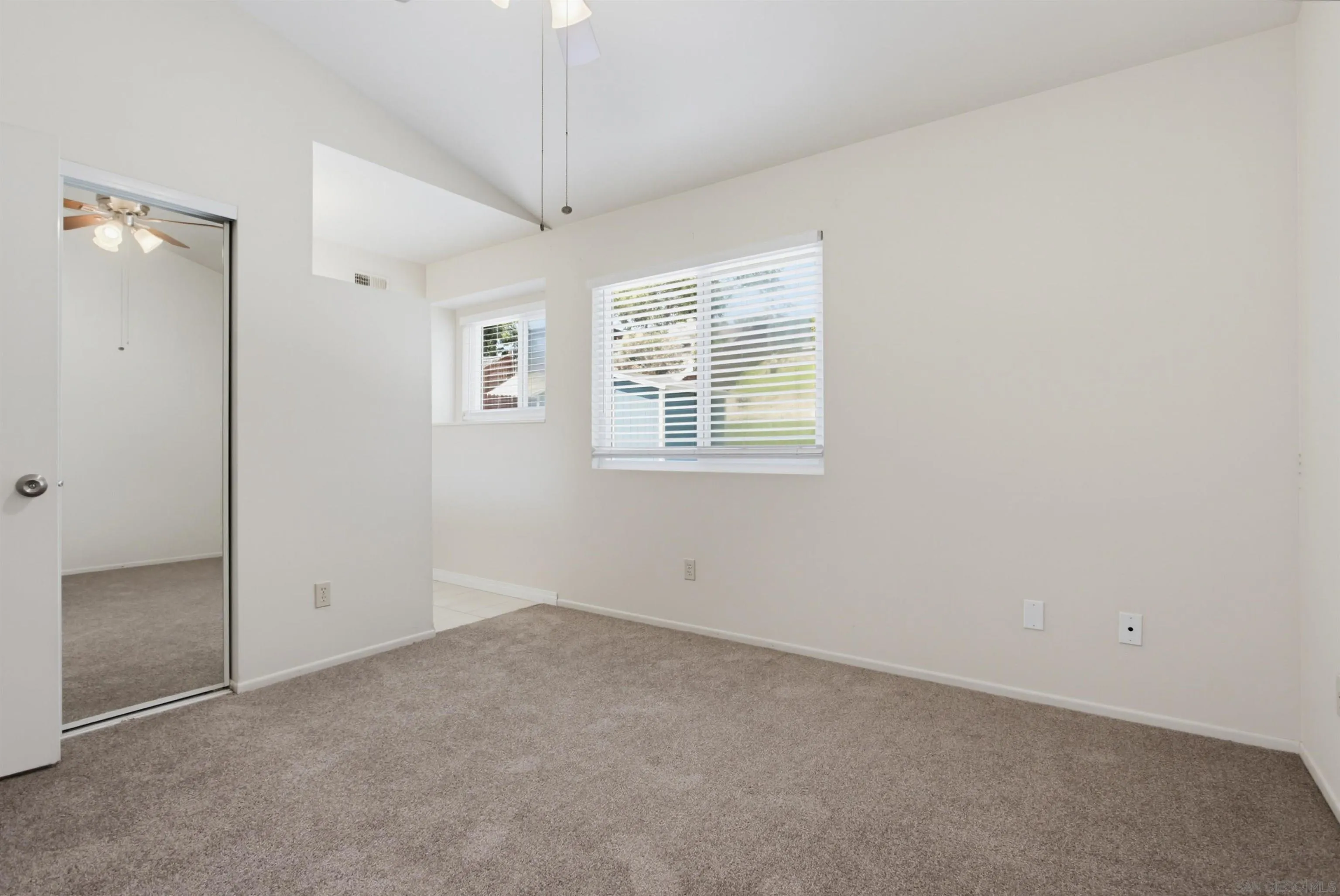 https://cdn.realtyfeed.com/cdn/127/260019536/2442a8c7d7fa47696ccadb01b0cf1510.webp