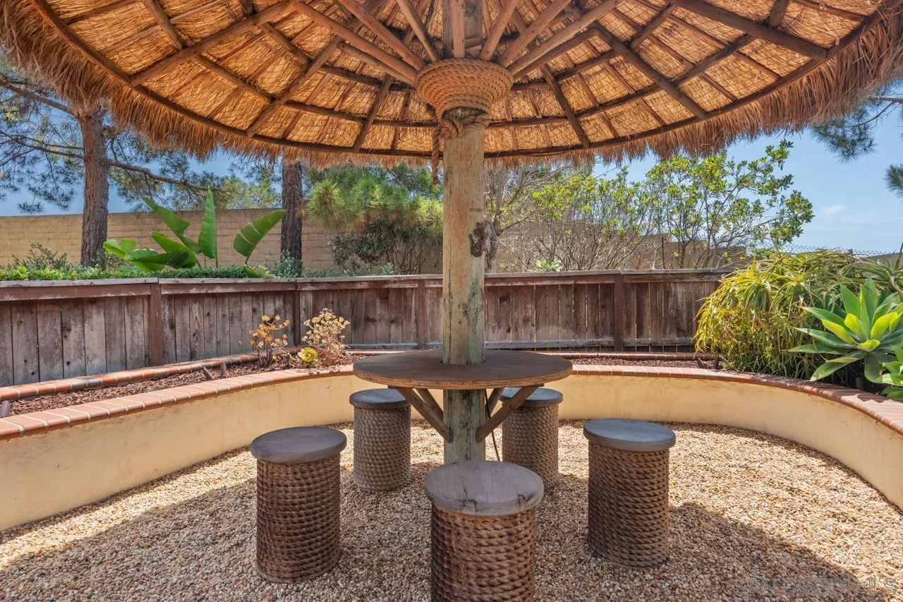https://cdn.realtyfeed.com/cdn/127/260019538/0f57369d3122641b56c53a764deb6c90.webp