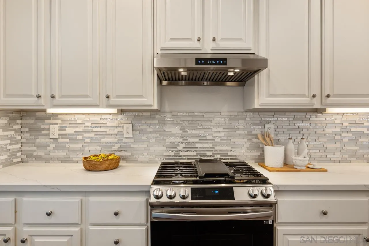 https://cdn.realtyfeed.com/cdn/127/260019538/37194dfdcf985cfba78186726e81255e.webp