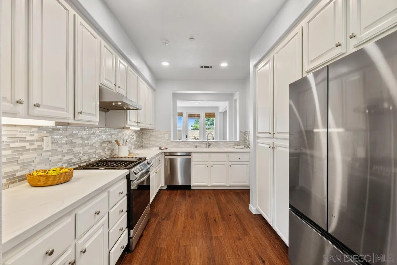 https://cdn.realtyfeed.com/cdn/127/260019538/44a8f1a52841bf7f48eb1f8bfbdd206b.webp