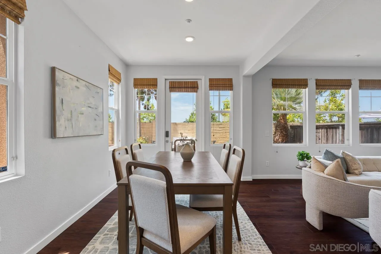 https://cdn.realtyfeed.com/cdn/127/260019538/58c36618bd11678b2117768a6913a189.webp