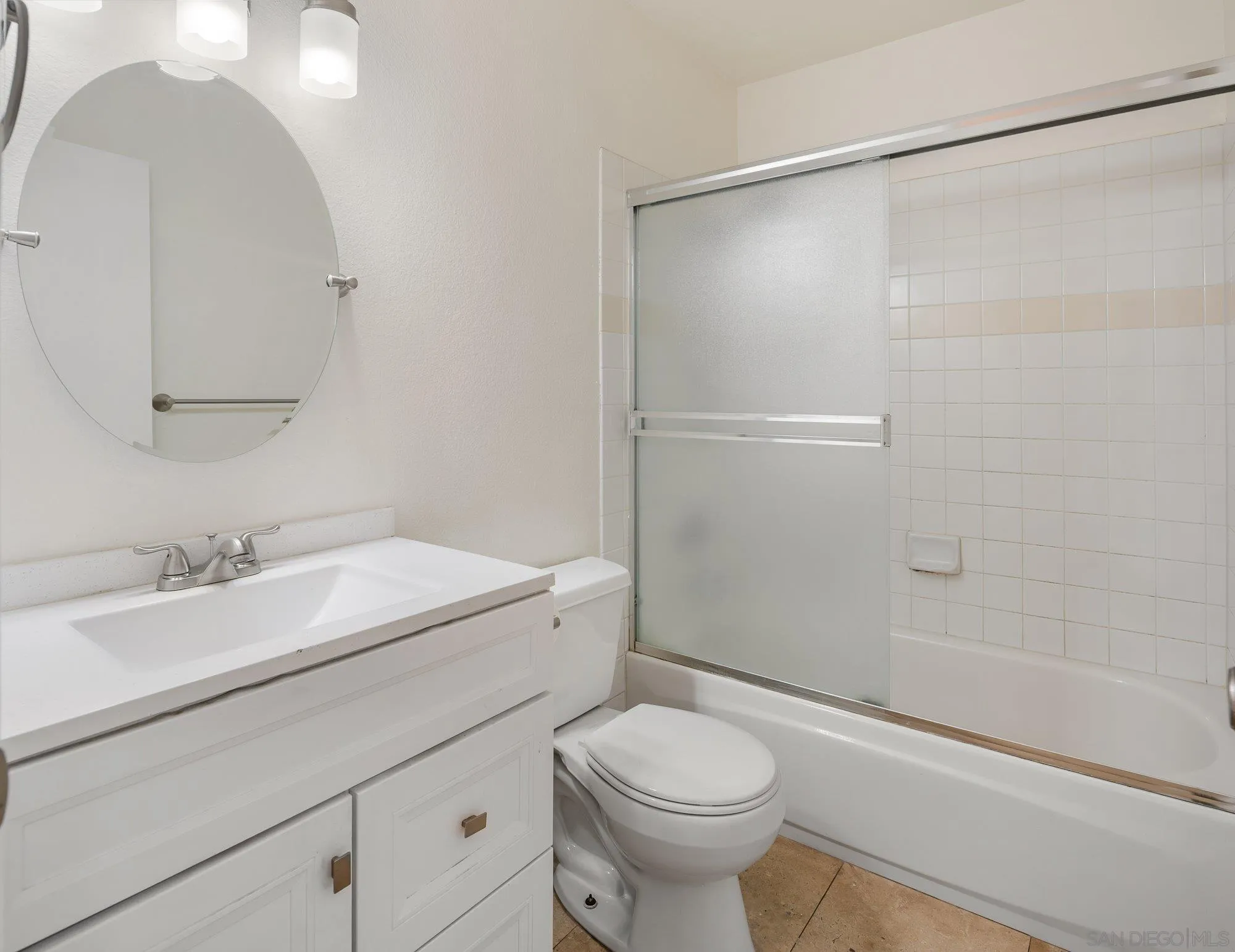 https://cdn.realtyfeed.com/cdn/127/260019539/6cba62da5532fc7cc5795b03c2389d80.webp